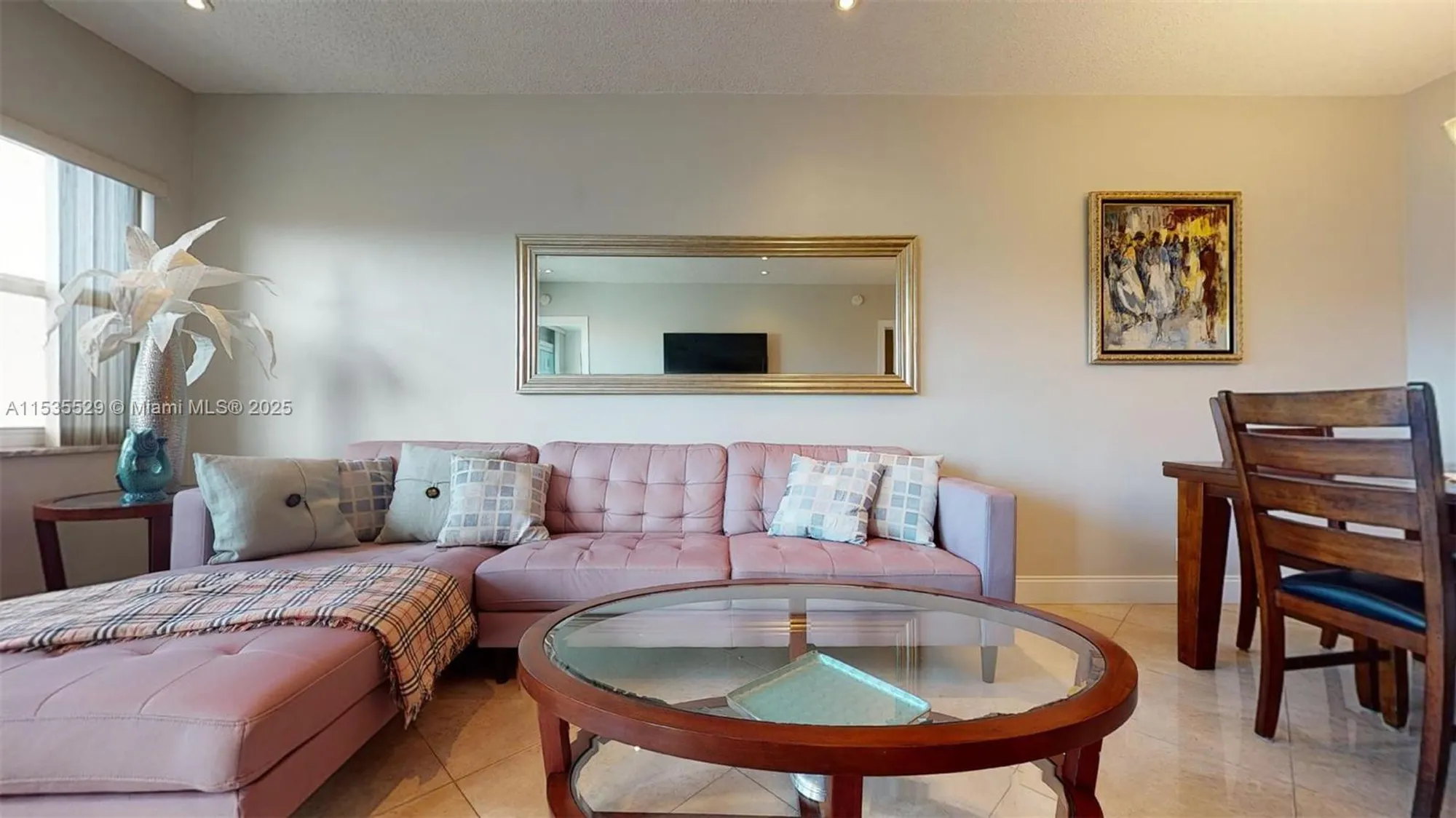Property Slideshow image 5 of 36 | 329 se 3rd st 402p, Hallandale Beach, FL, 33009