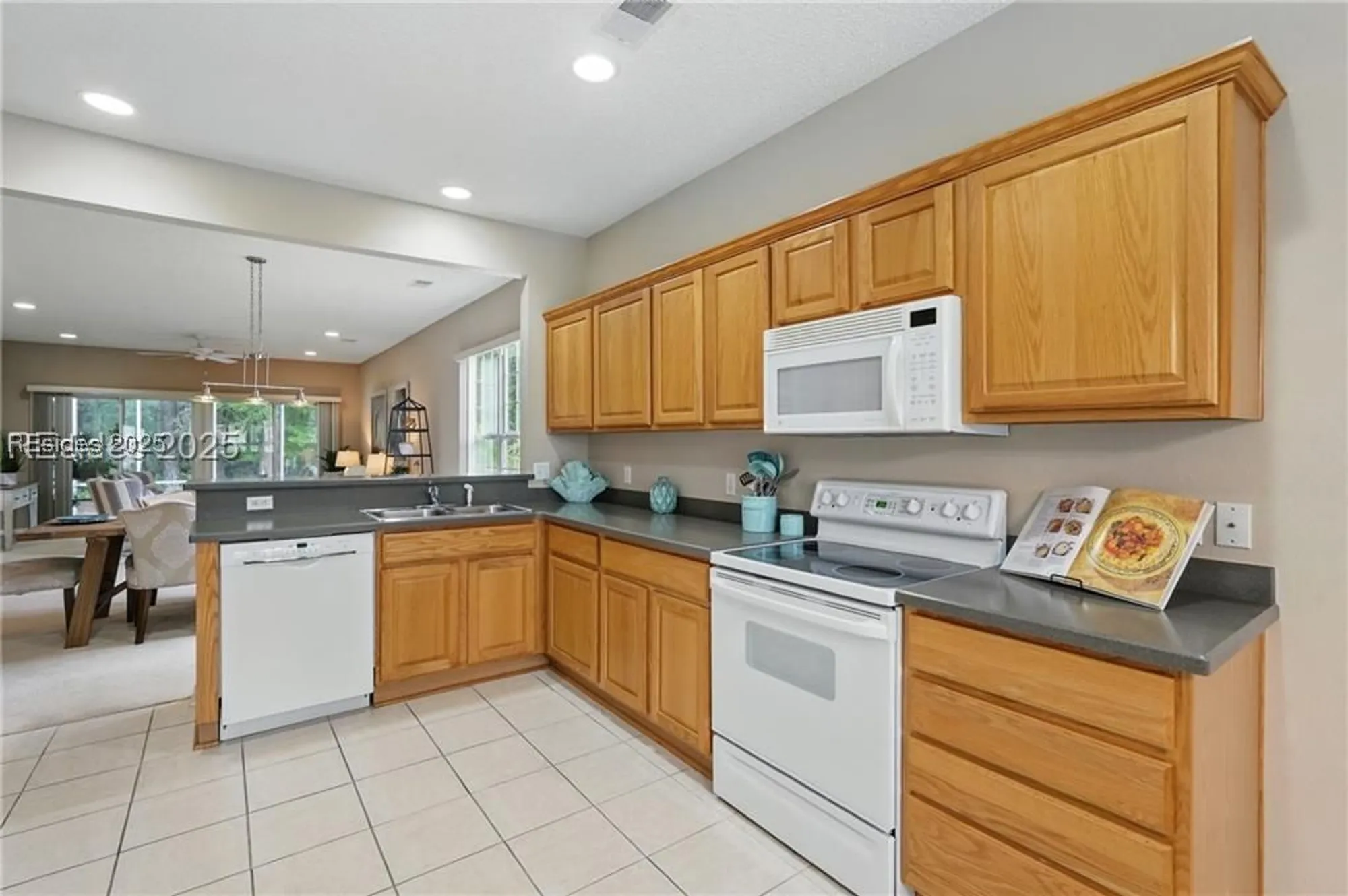 Property Slideshow image 17 of 46 | 191 stratford village way, Bluffton, SC, 29909