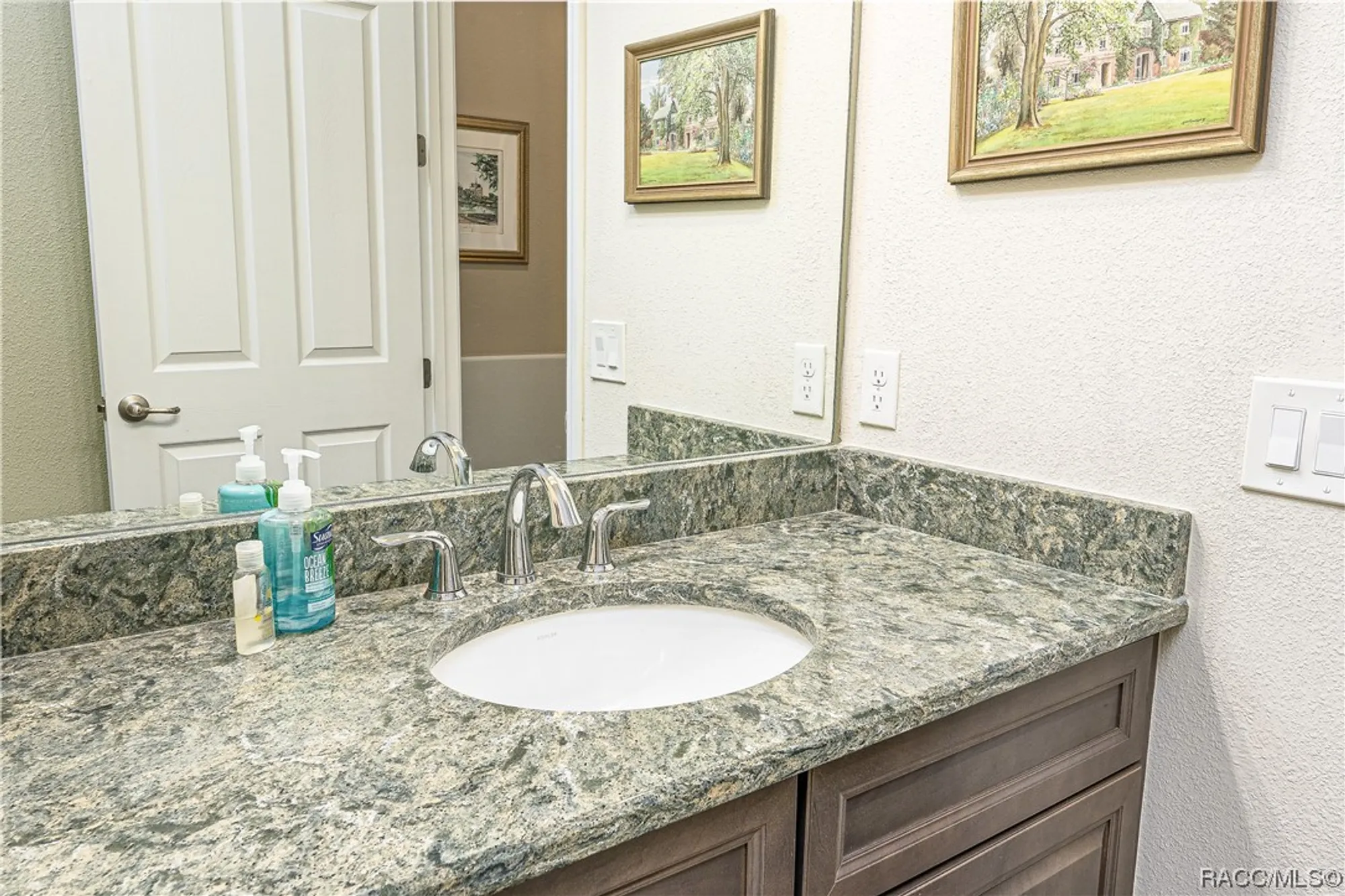Property Slideshow image 33 of 58 | 1027 n hunt club dr, Hernando, FL, 34442