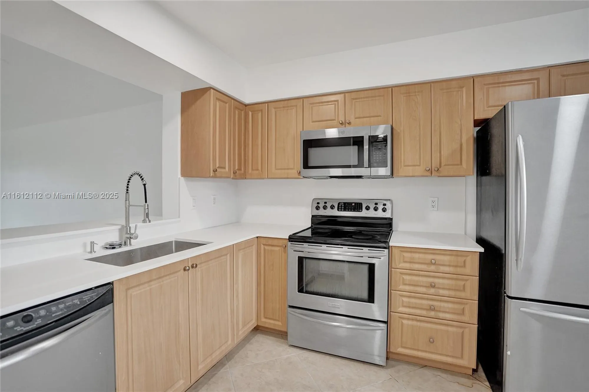 Property Slideshow image 13 of 38 | 6241 pointe regal cir 103, Delray Beach, FL, 33484