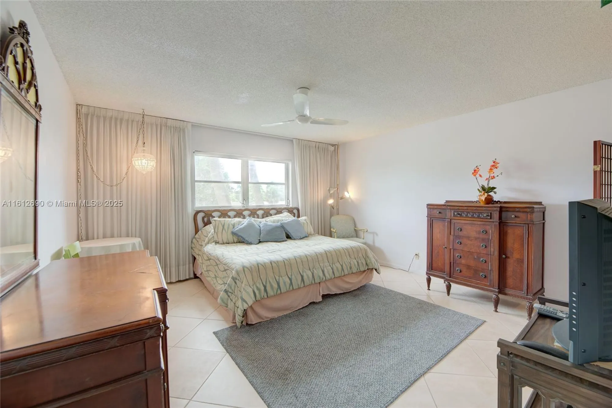 Property Slideshow image 12 of 30 | 2271 nw 47th ter 202, Lauderhill, FL, 33313