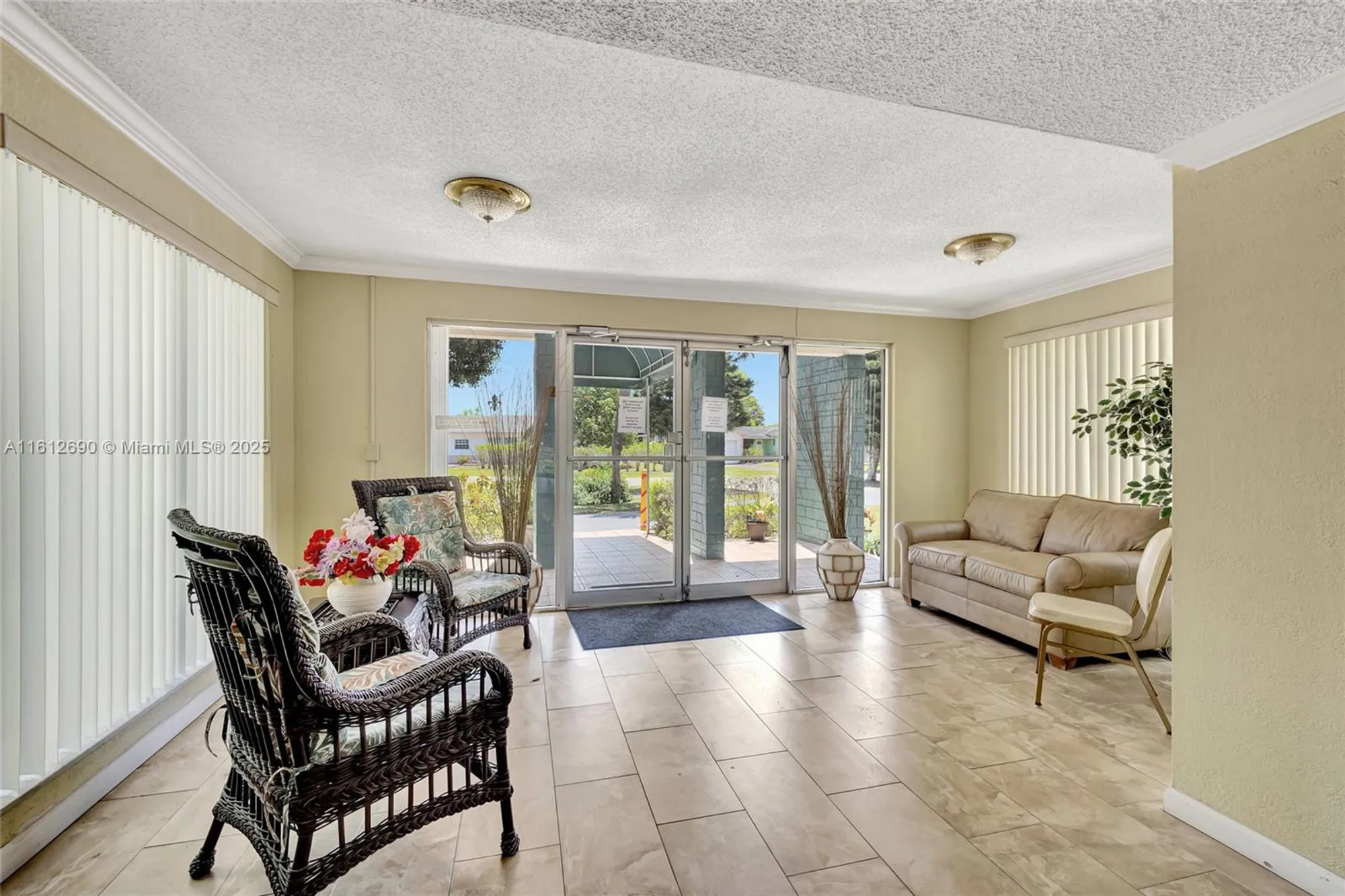 Property Slideshow image 3 of 30 | 2271 nw 47th ter 202, Lauderhill, FL, 33313