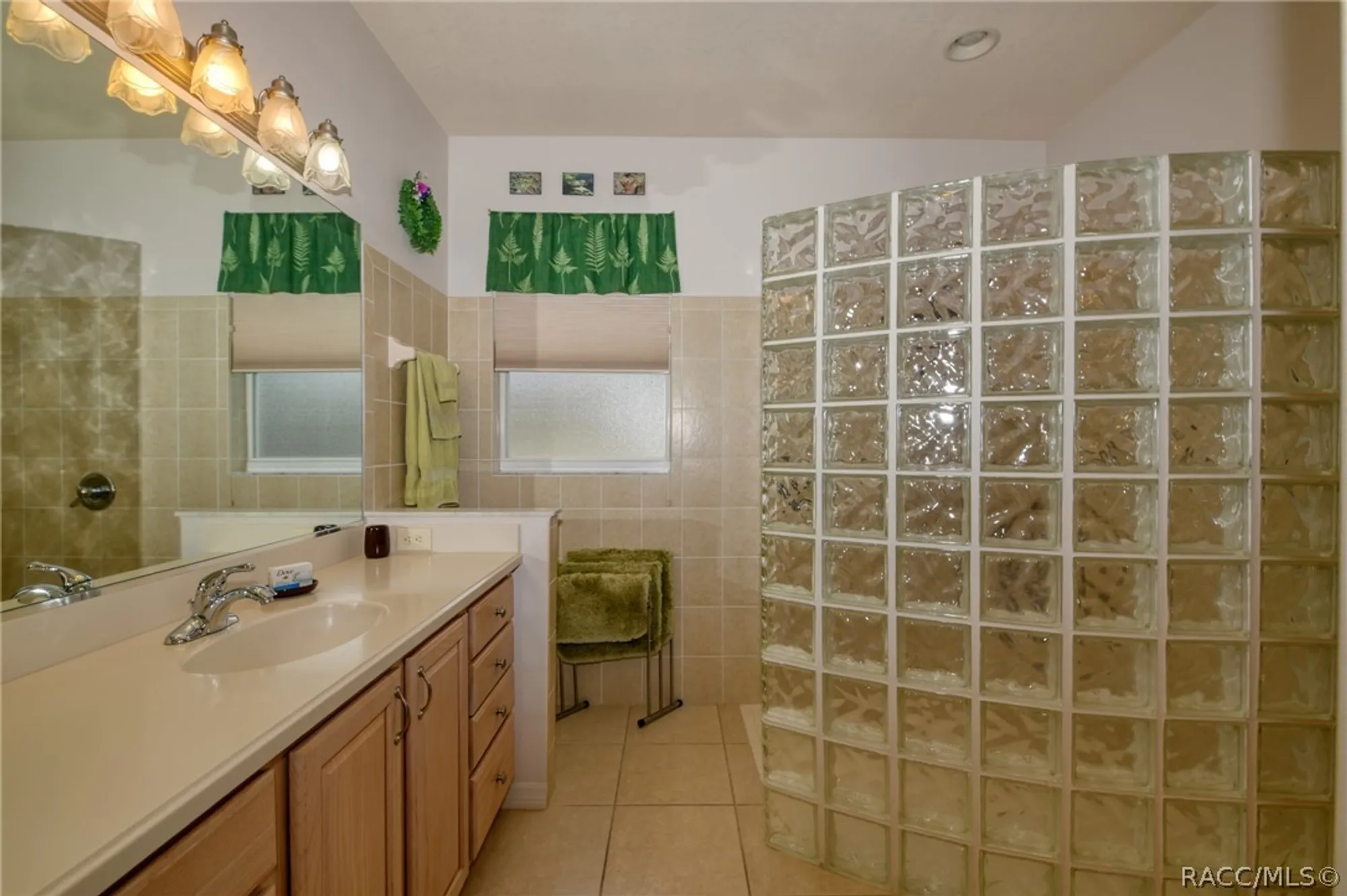 Property Slideshow image 16 of 63 | 1112 w diamond shore loop # 45, Hernando, FL, 34442