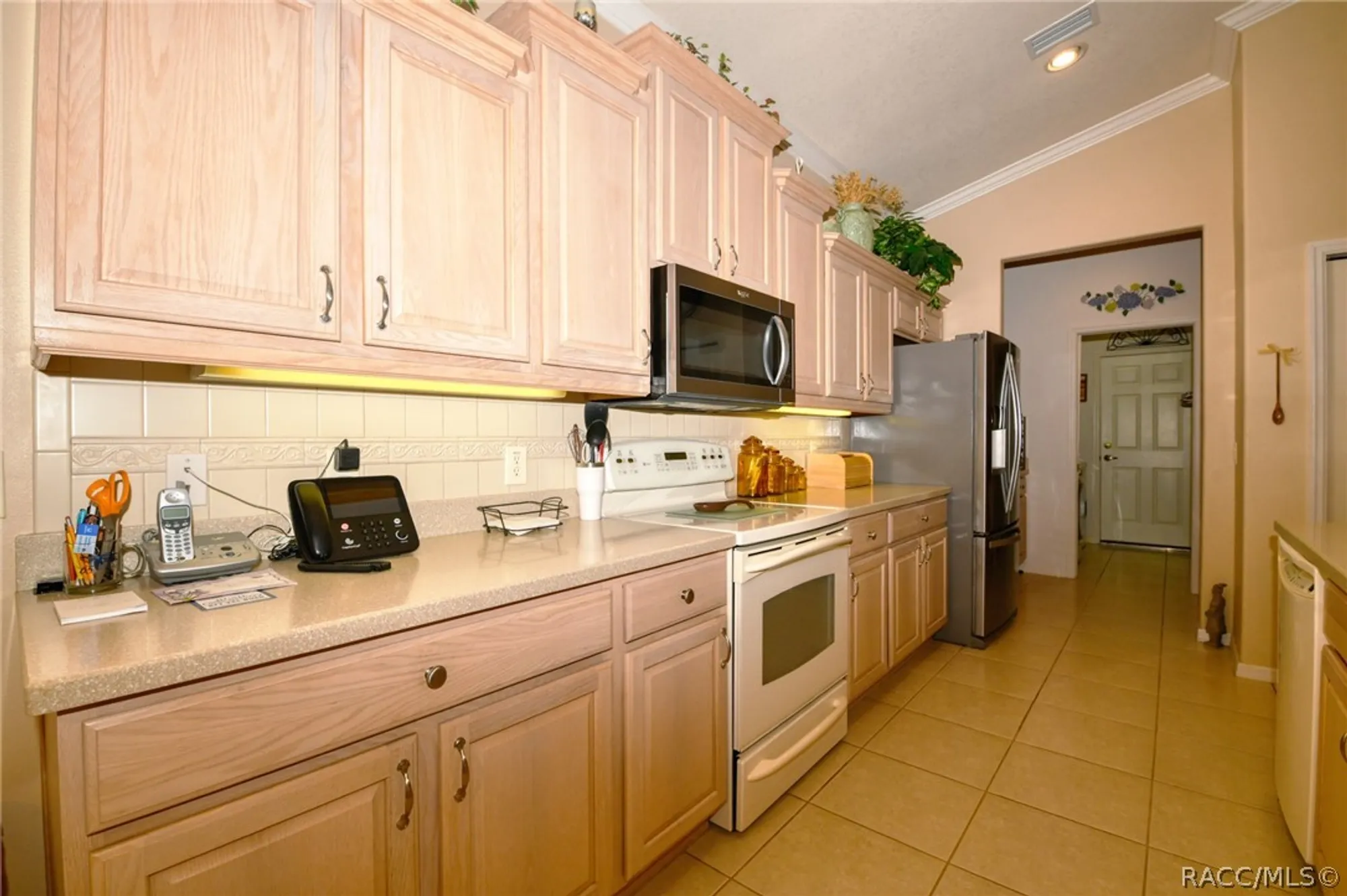 Property Slideshow image 4 of 63 | 1112 w diamond shore loop # 45, Hernando, FL, 34442