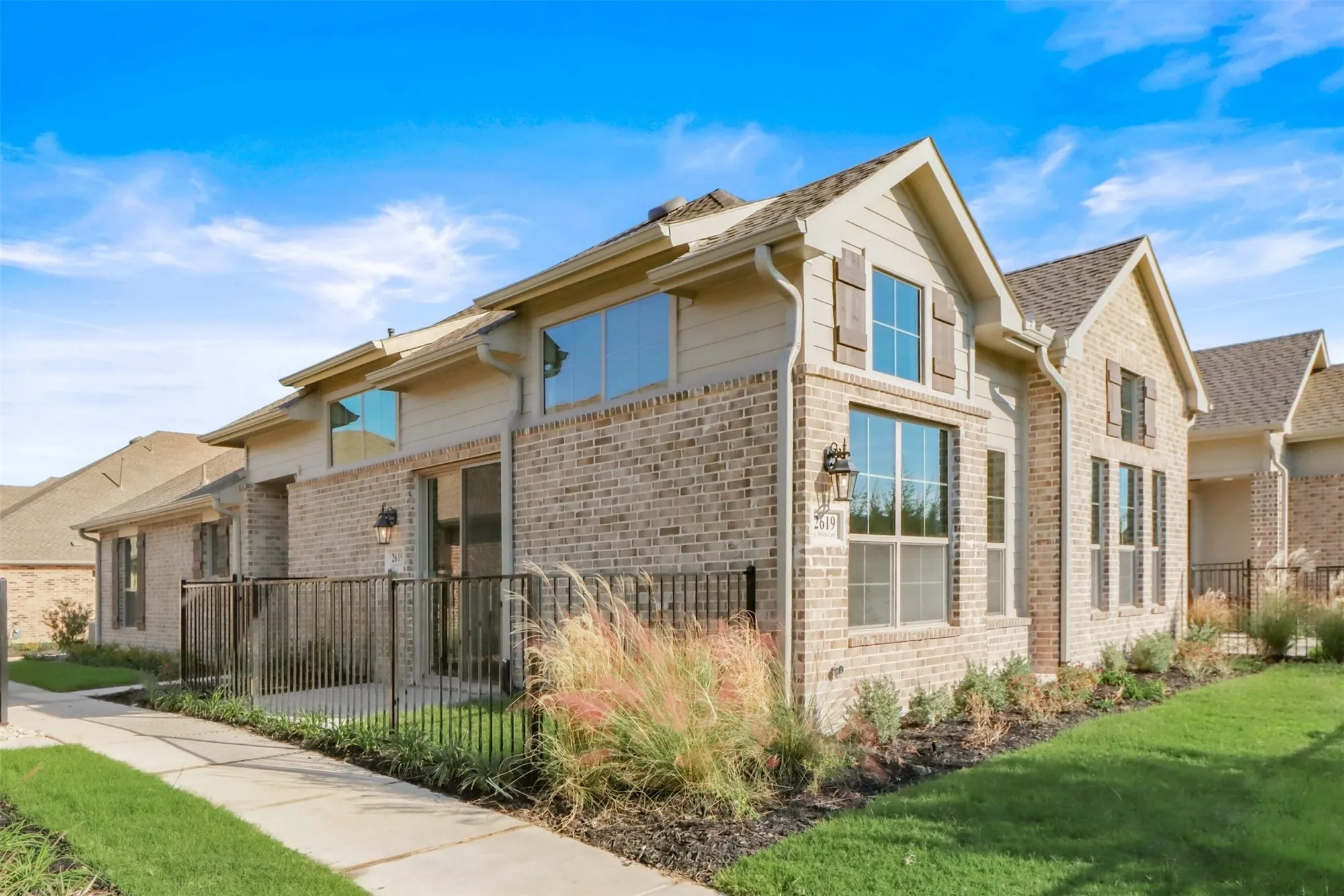 Property Slideshow image 1 of 27 | 2619 st helena ln, Grand Prairie, TX, 75054