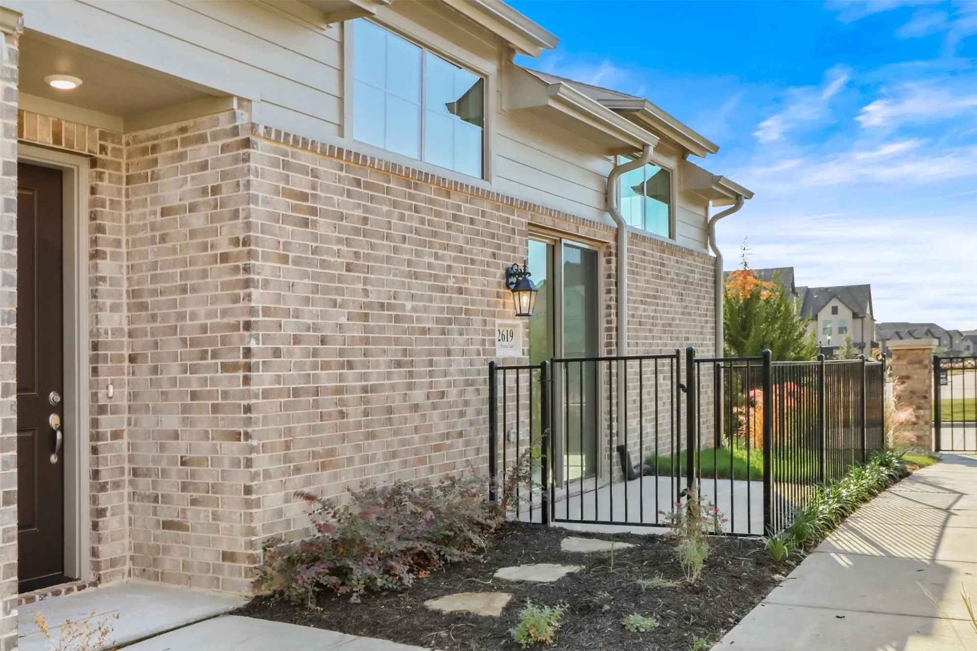 Property Slideshow image 2 of 27 | 2619 st helena ln, Grand Prairie, TX, 75054