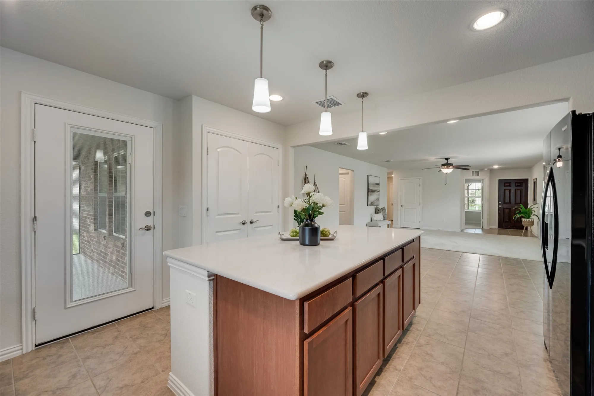 Property Slideshow image 16 of 32 | 816 hidden eddy dr, Mckinney, TX, 75071