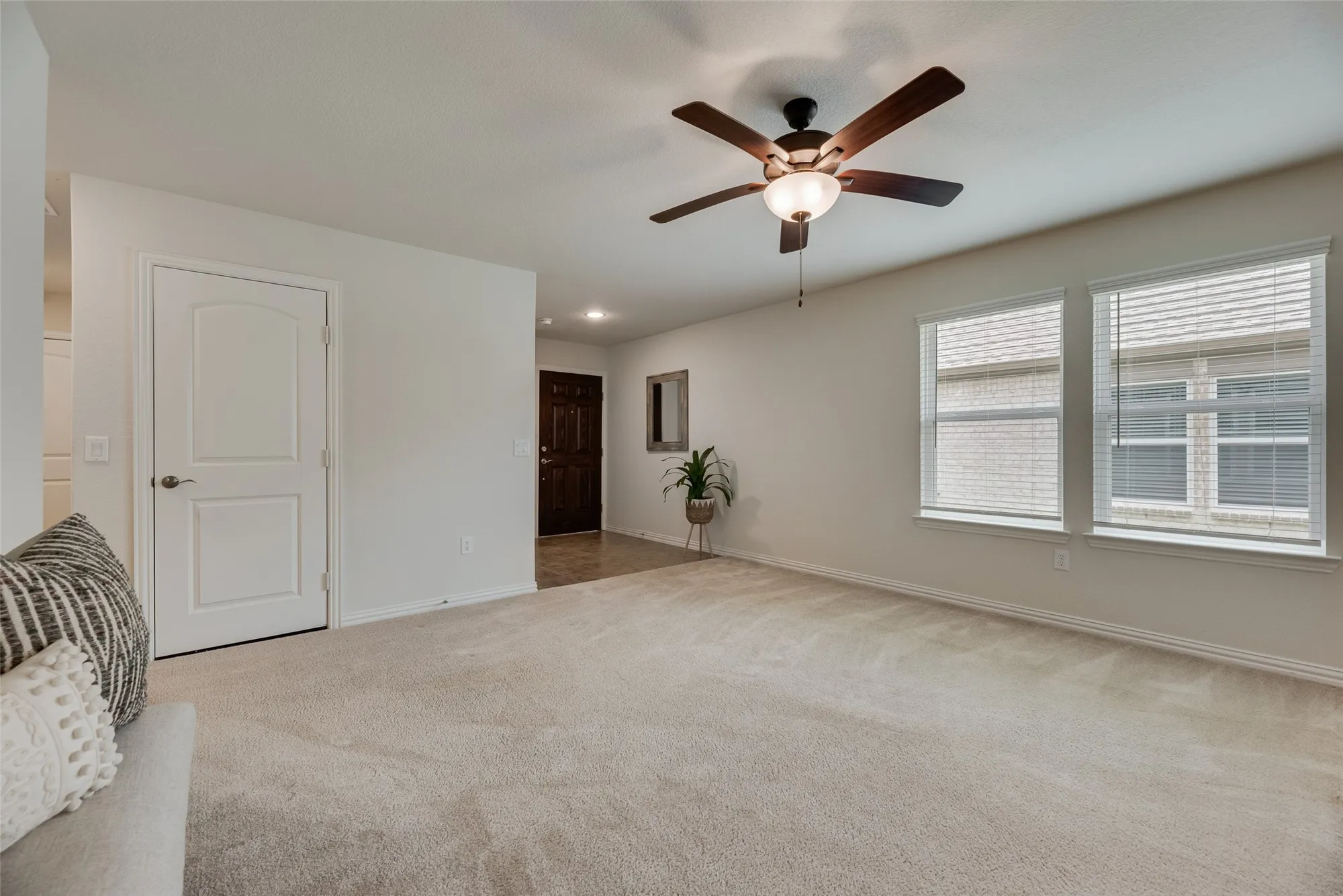 Property Slideshow image 12 of 32 | 816 hidden eddy dr, Mckinney, TX, 75071