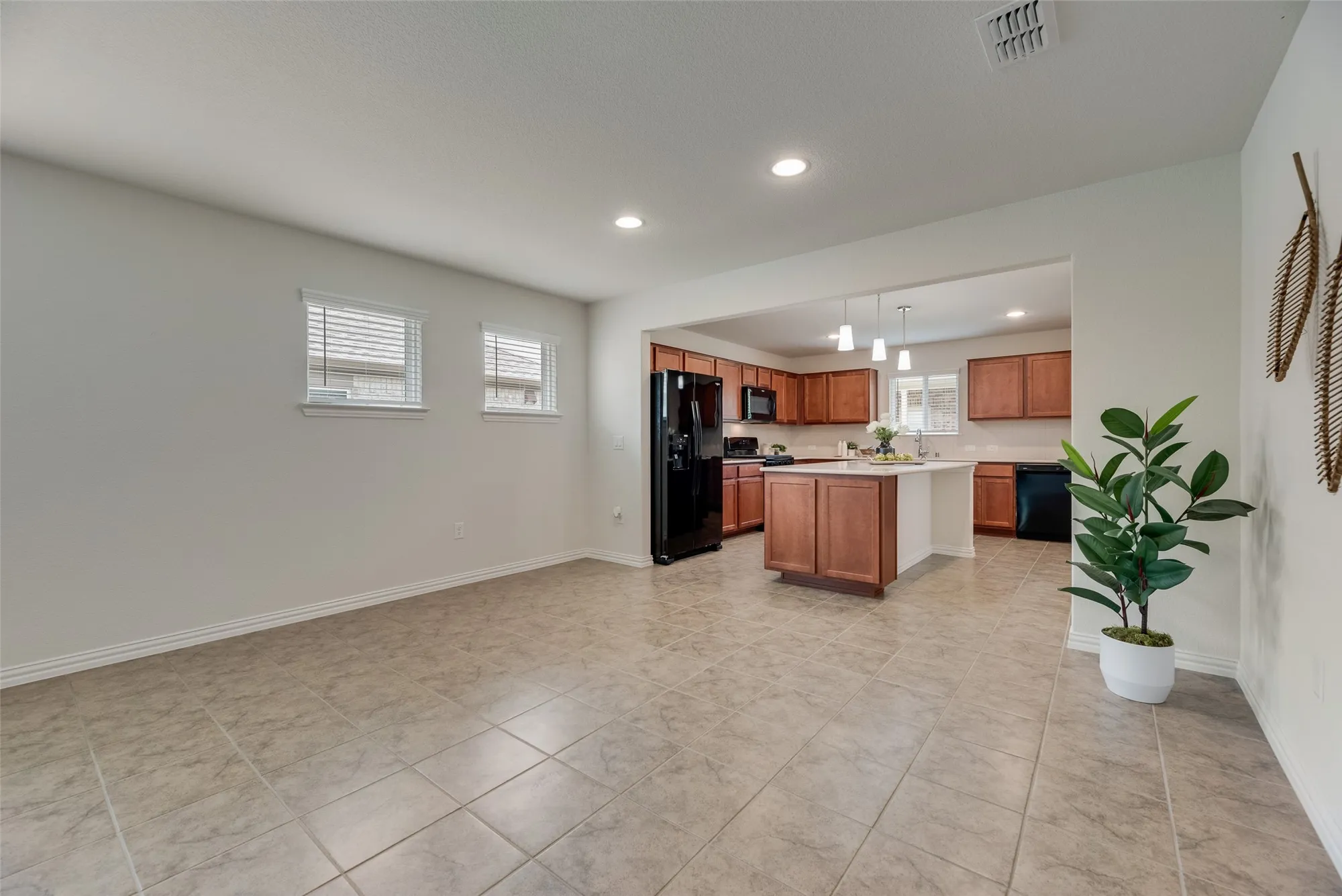 Property Slideshow image 13 of 32 | 816 hidden eddy dr, Mckinney, TX, 75071