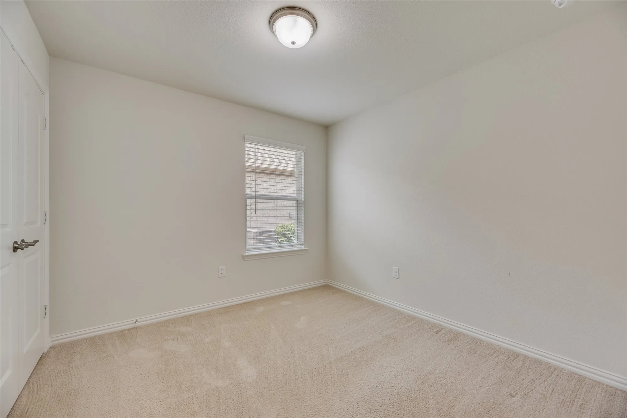 Property Slideshow image 22 of 32 | 816 hidden eddy dr, Mckinney, TX, 75071