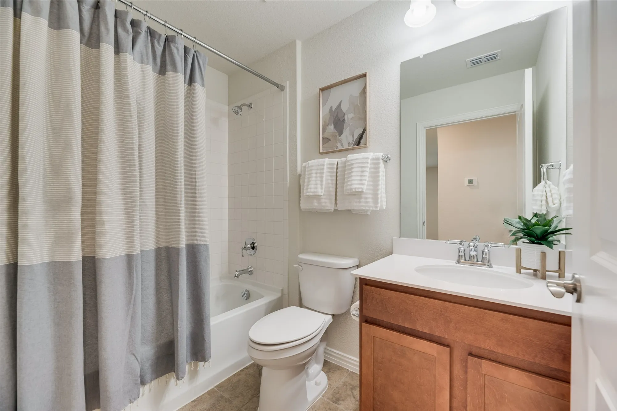 Property Slideshow image 23 of 32 | 816 hidden eddy dr, Mckinney, TX, 75071