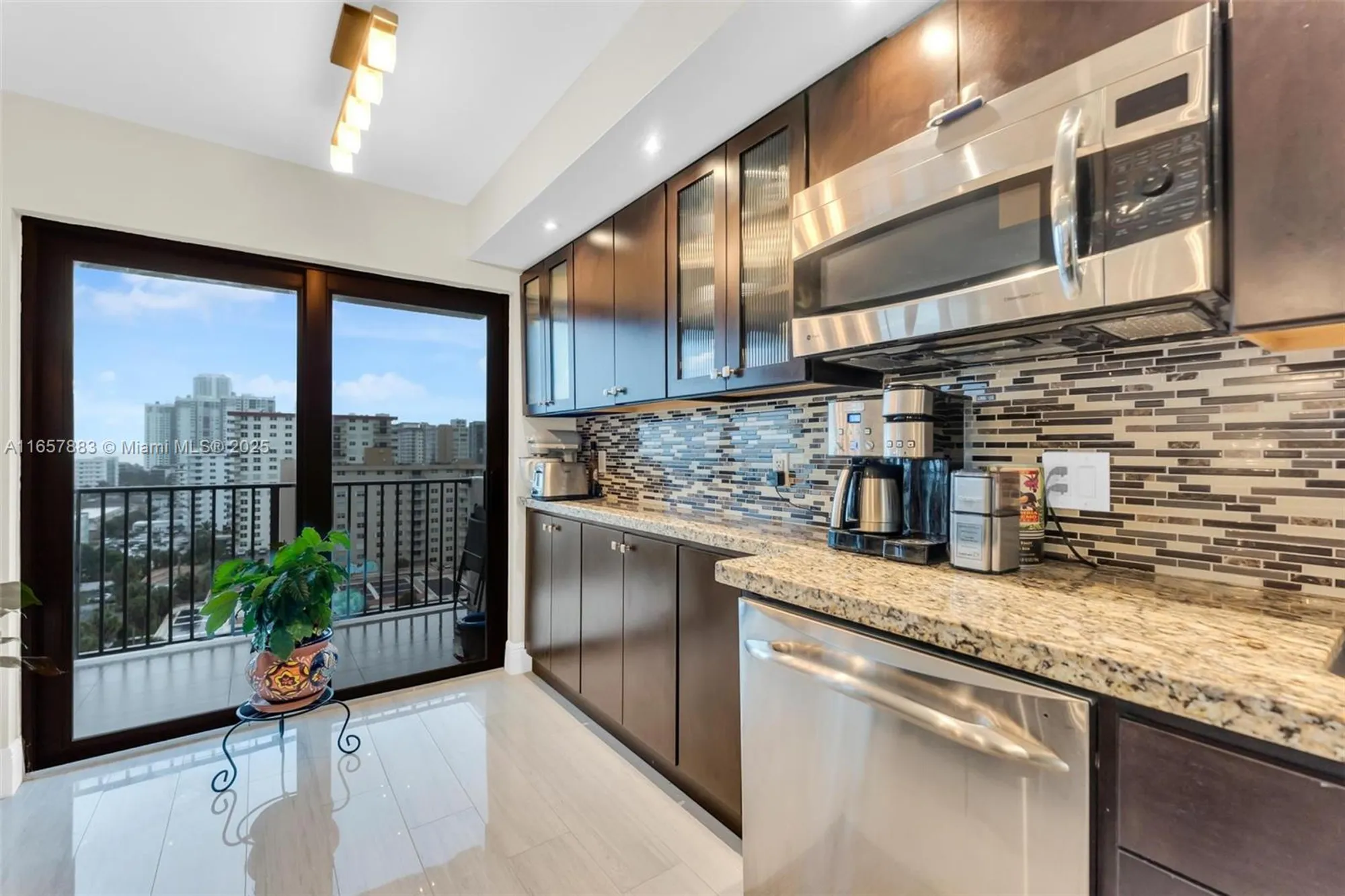 Property Slideshow image 16 of 77 | 1201 s ocean dr 1206s, Hollywood, FL, 33019