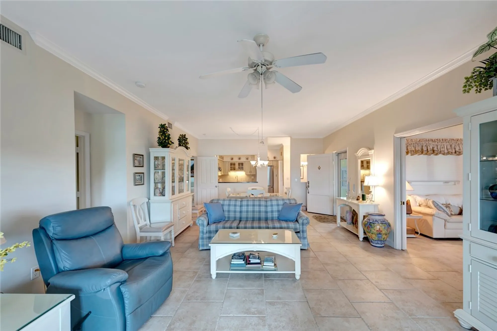 Property Slideshow image 15 of 36 | 5065 harmony cir 105, Vero Beach, FL, 32967
