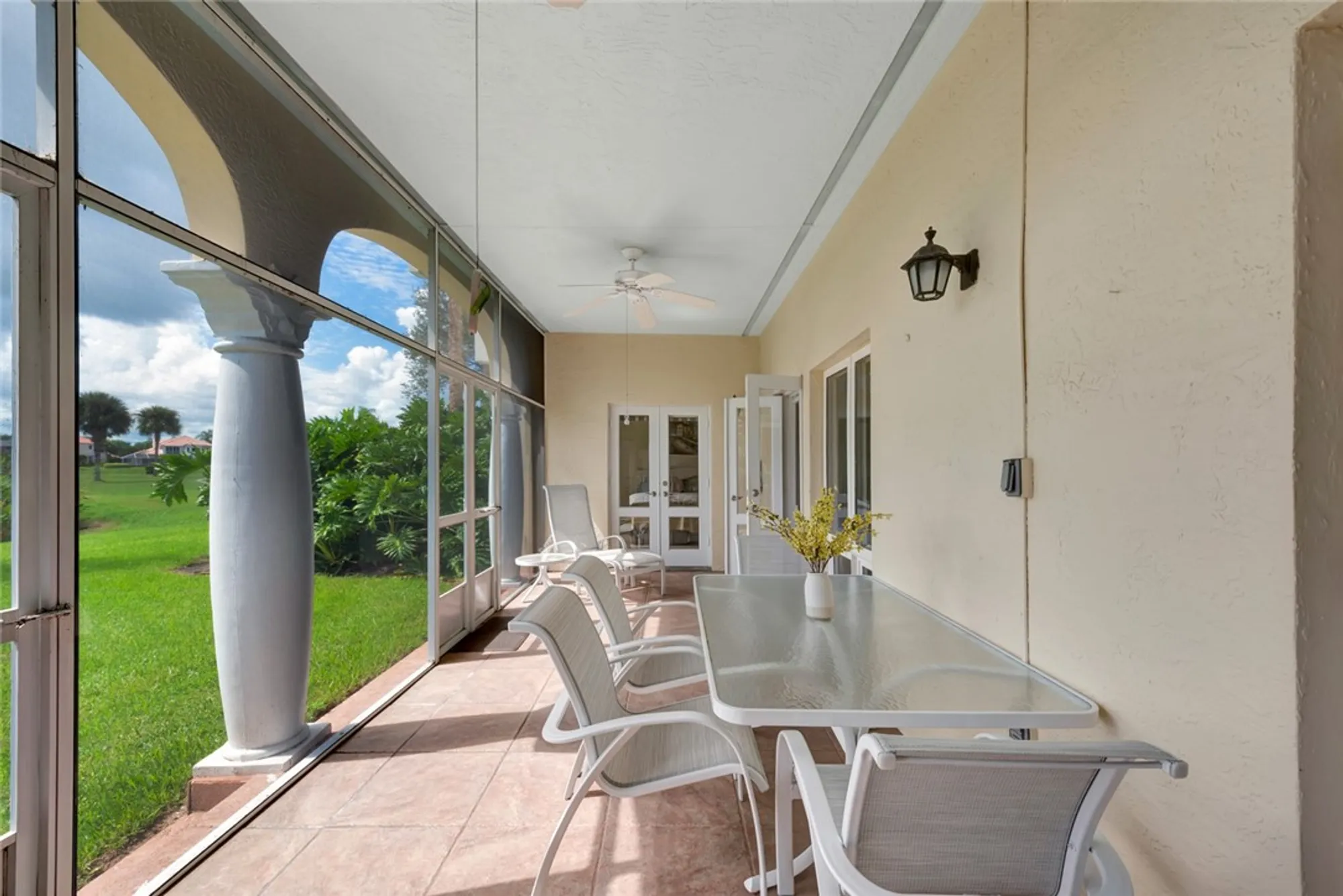 Property Slideshow image 11 of 36 | 5065 harmony cir 105, Vero Beach, FL, 32967