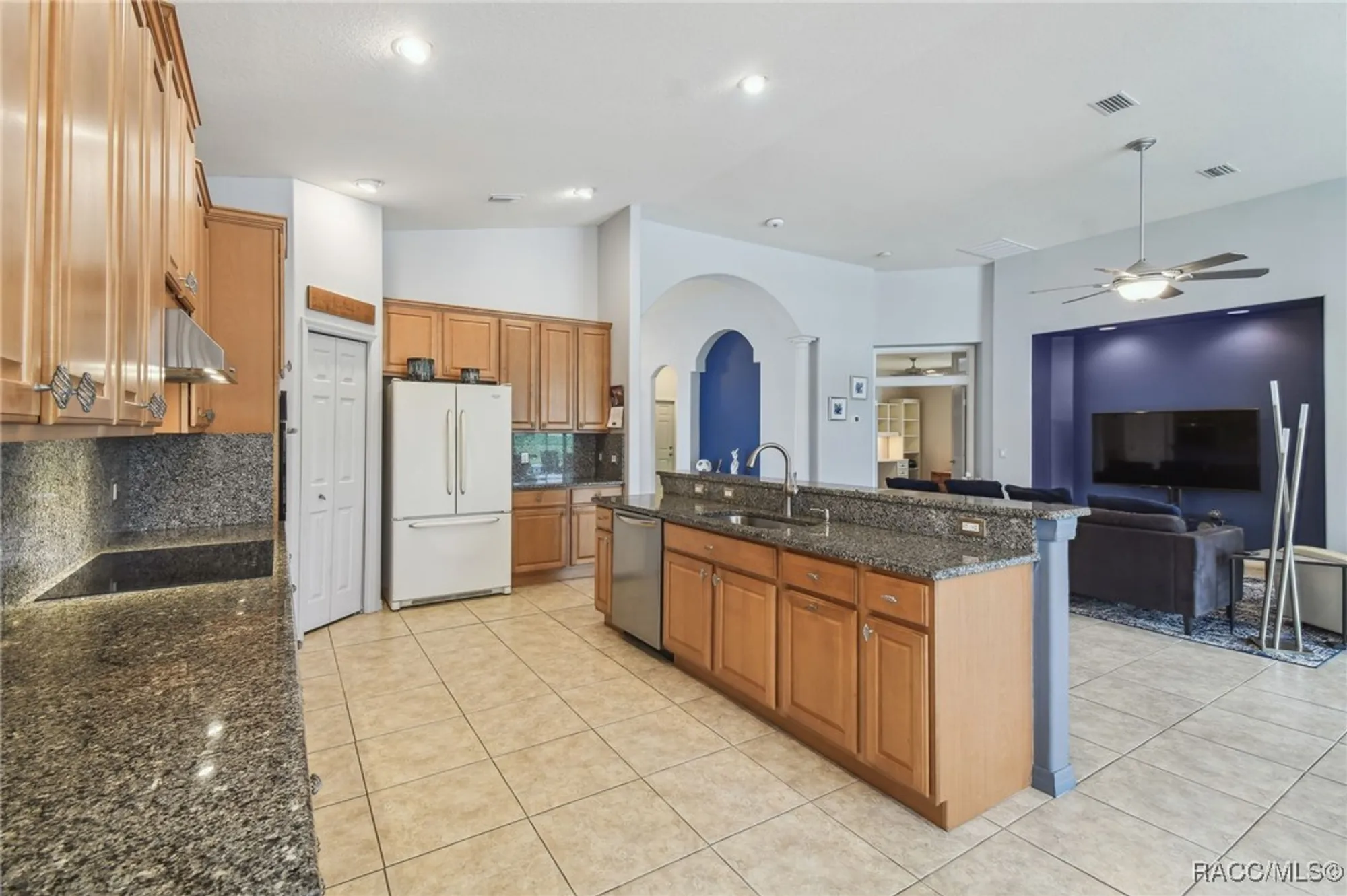 Property Slideshow image 33 of 83 | 1049 w lake valley ct, Hernando, FL, 34442