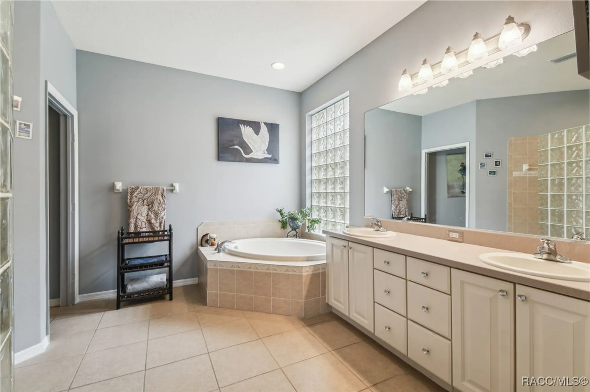 Property Slideshow image 52 of 83 | 1049 w lake valley ct, Hernando, FL, 34442