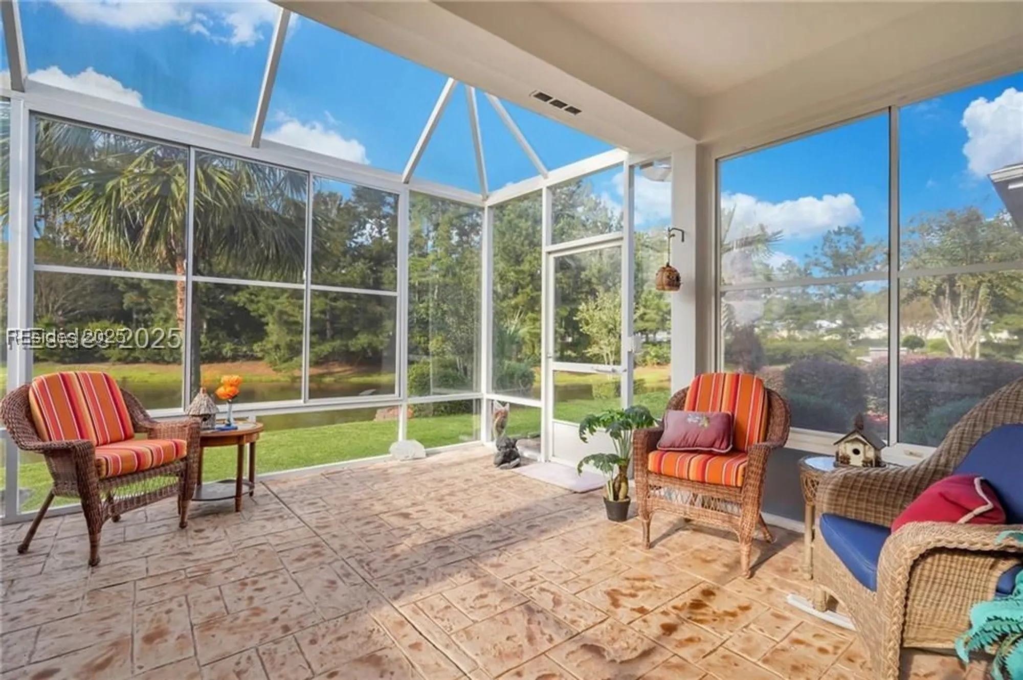 Property Slideshow image 12 of 60 | 7 holly ribbons cir, Bluffton, SC, 29909