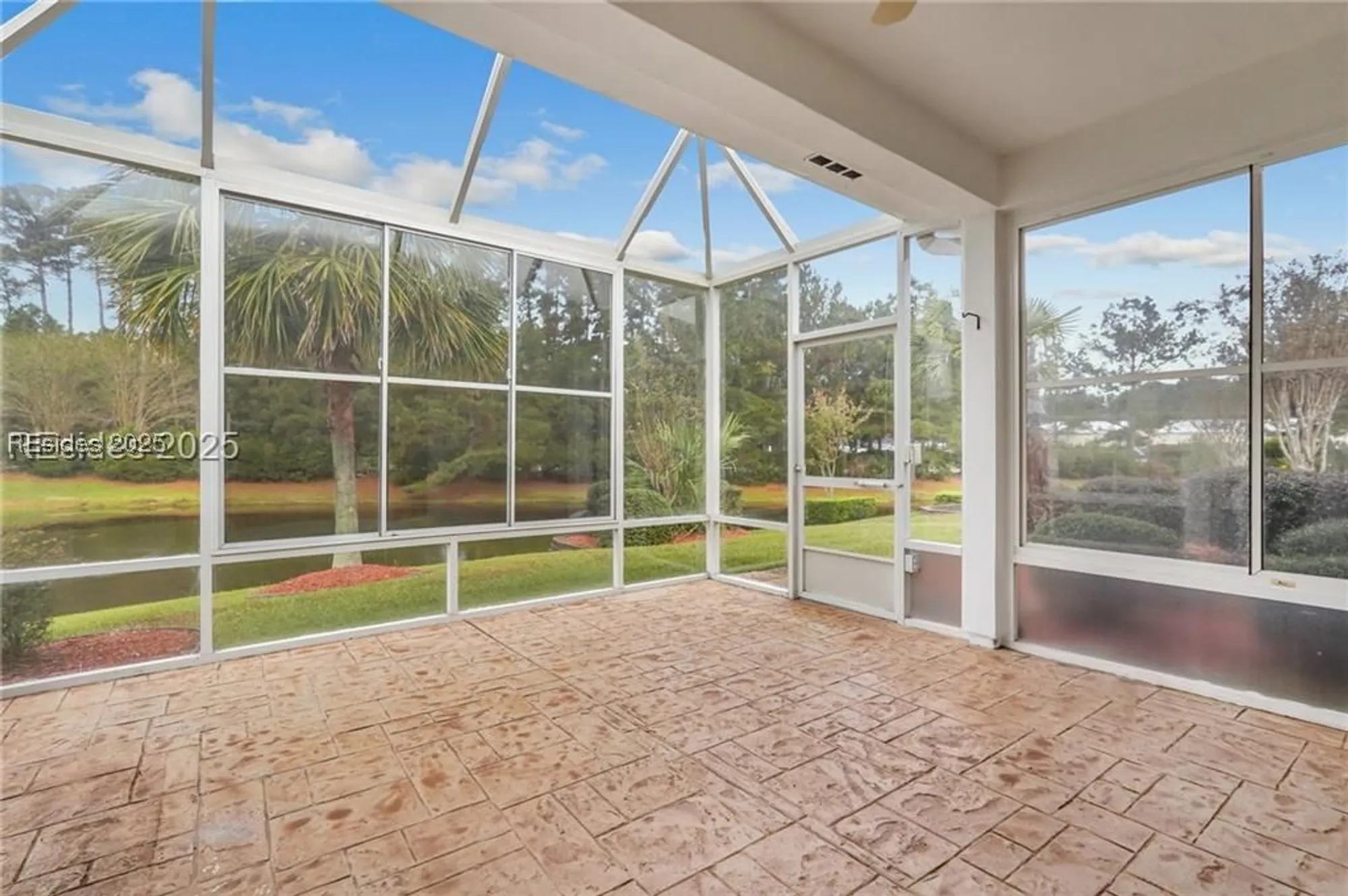 Property Slideshow image 13 of 60 | 7 holly ribbons cir, Bluffton, SC, 29909