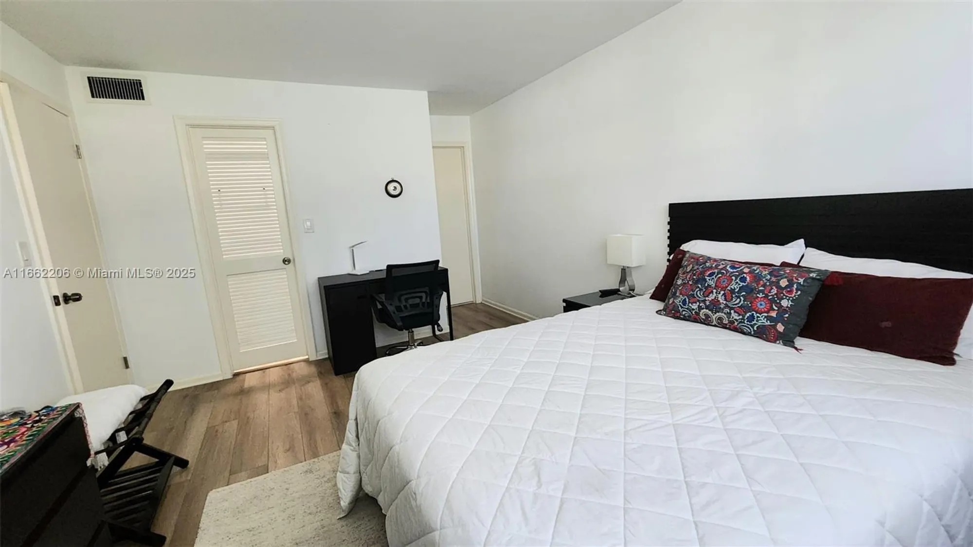 Property Slideshow image 14 of 32 | 8930 s hollybrook blvd apt 106, Pembroke Pines, FL, 33025