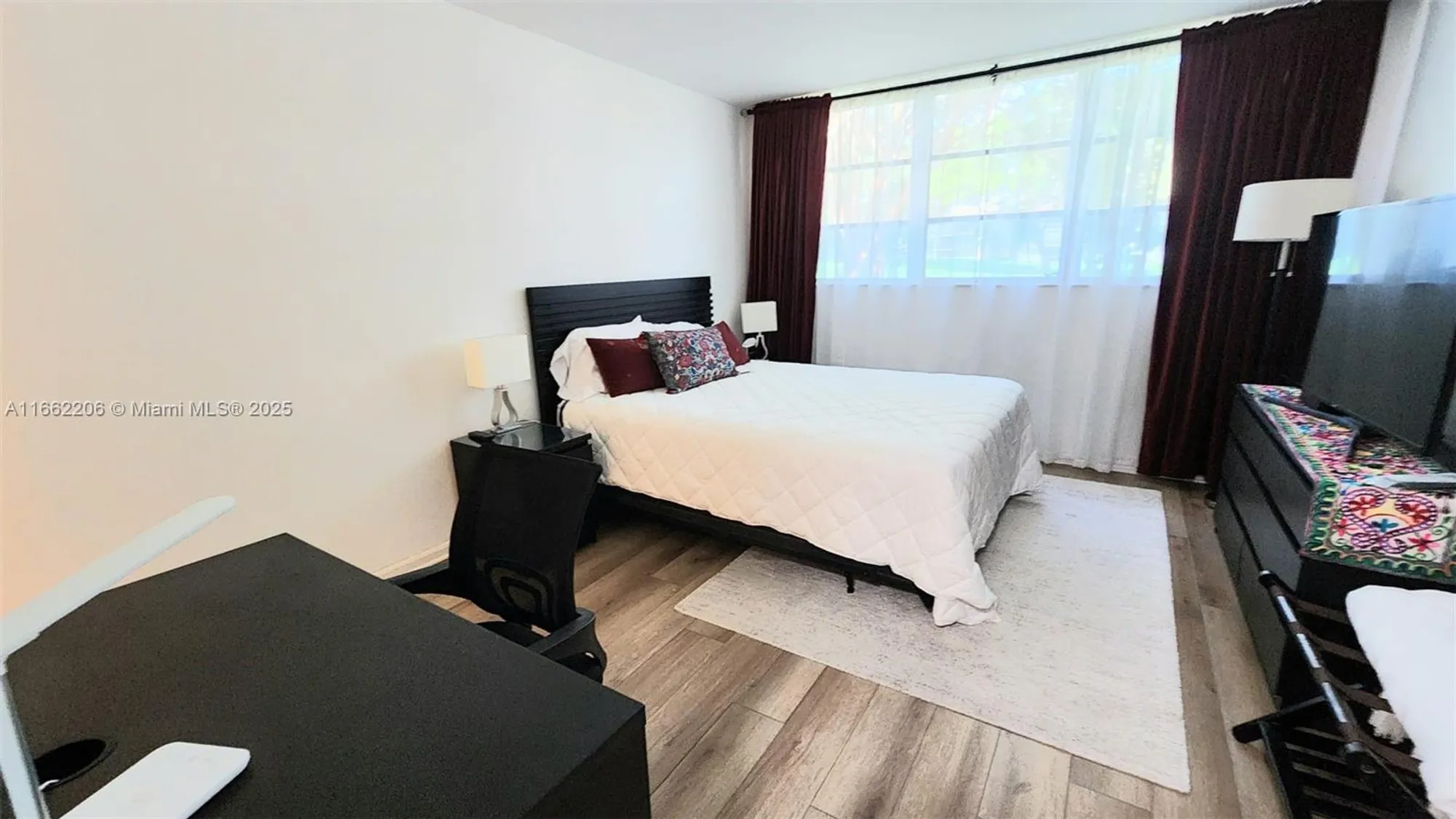 Property Slideshow image 13 of 32 | 8930 s hollybrook blvd apt 106, Pembroke Pines, FL, 33025