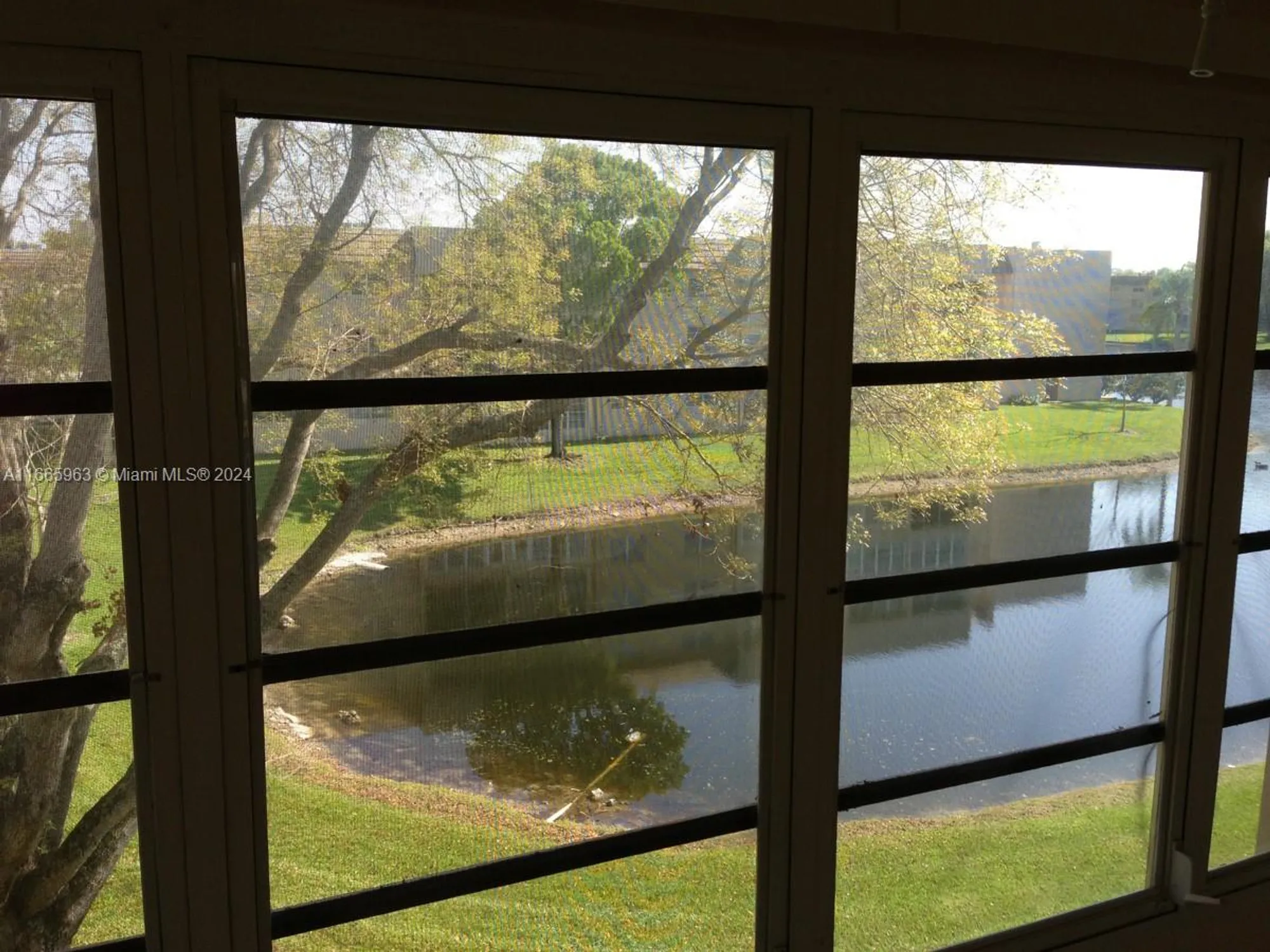 Property Slideshow image 1 of 9 | 6001 nw 61st ave apt 308, Tamarac, FL, 33319