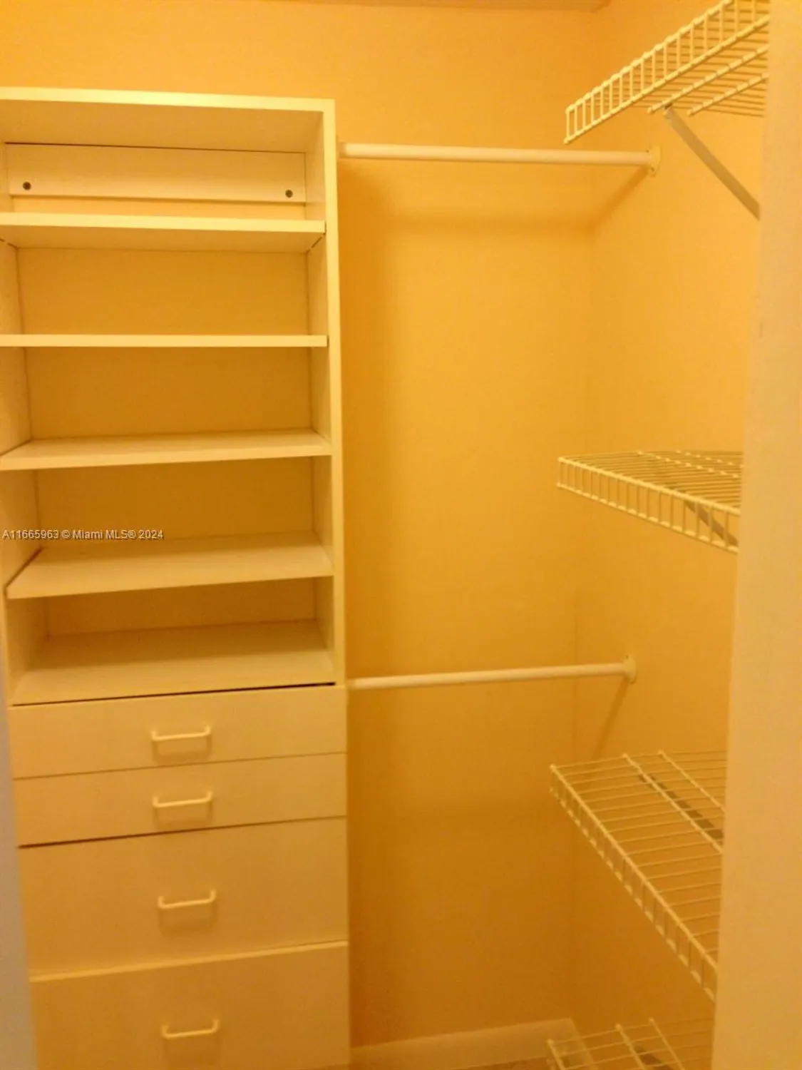 Property Slideshow image 7 of 9 | 6001 nw 61st ave apt 308, Tamarac, FL, 33319