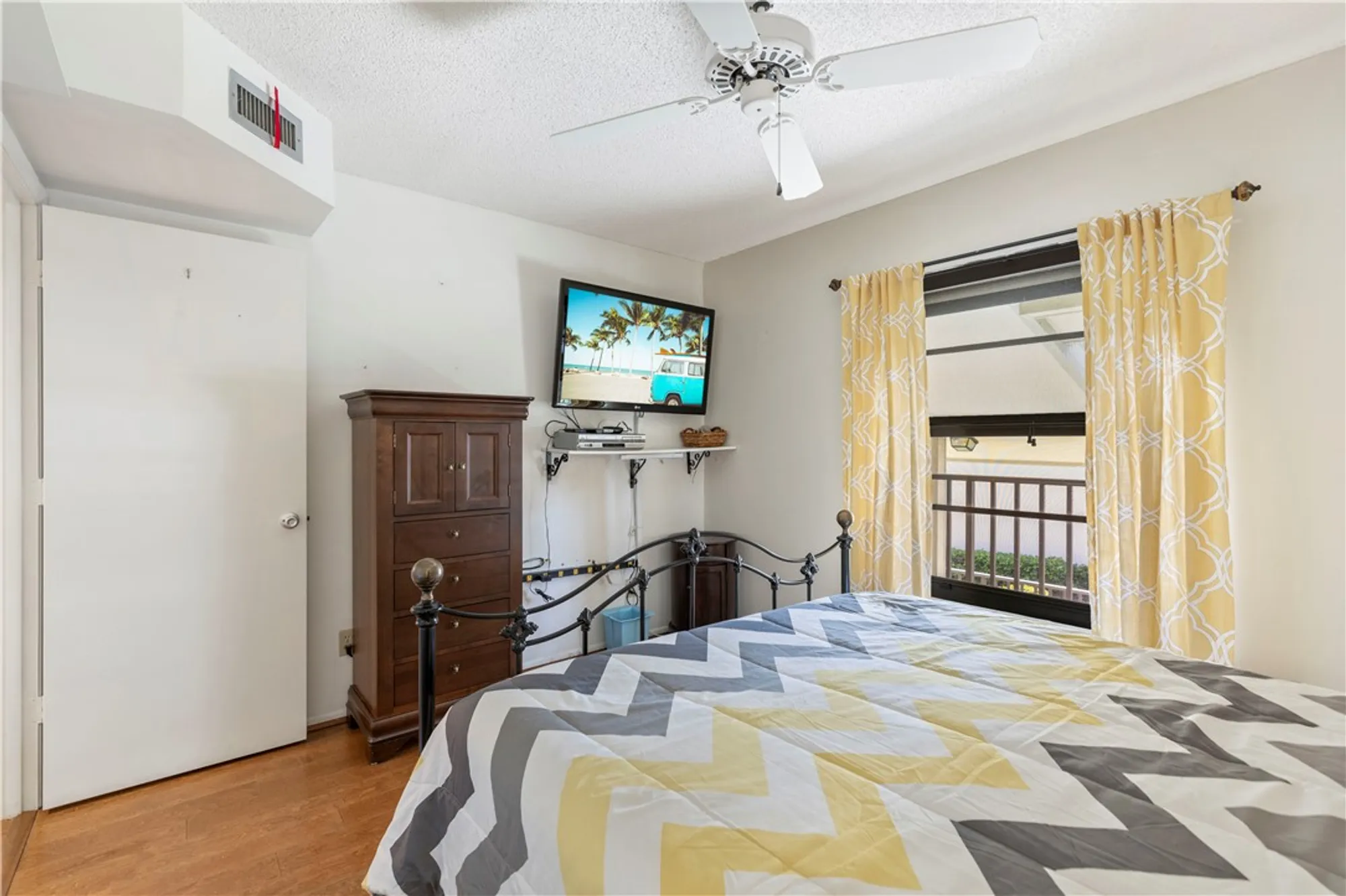 Property Slideshow image 15 of 31 | 21 plantation dr apt 205, Vero Beach, FL, 32966