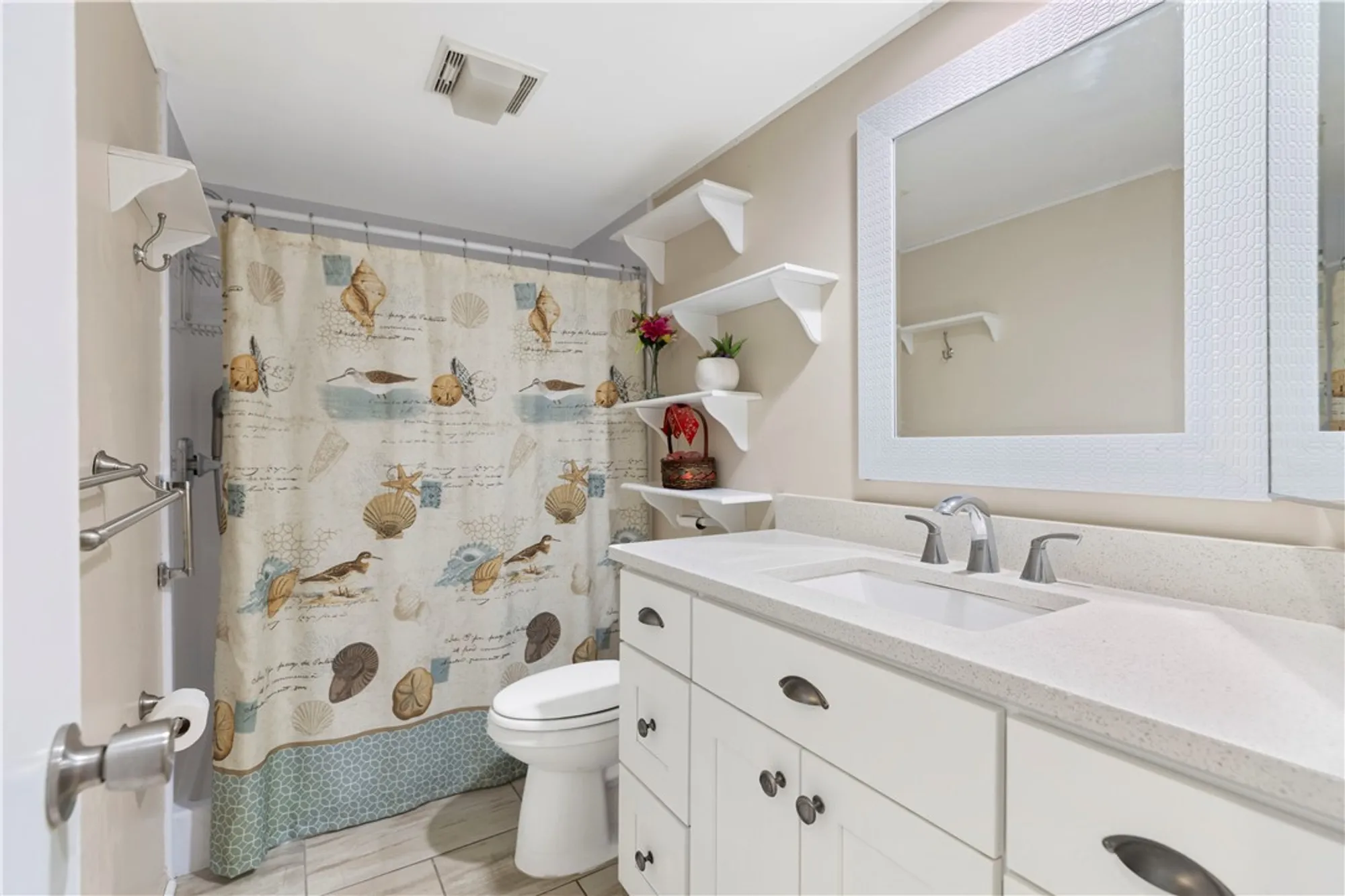 Property Slideshow image 17 of 31 | 21 plantation dr apt 205, Vero Beach, FL, 32966