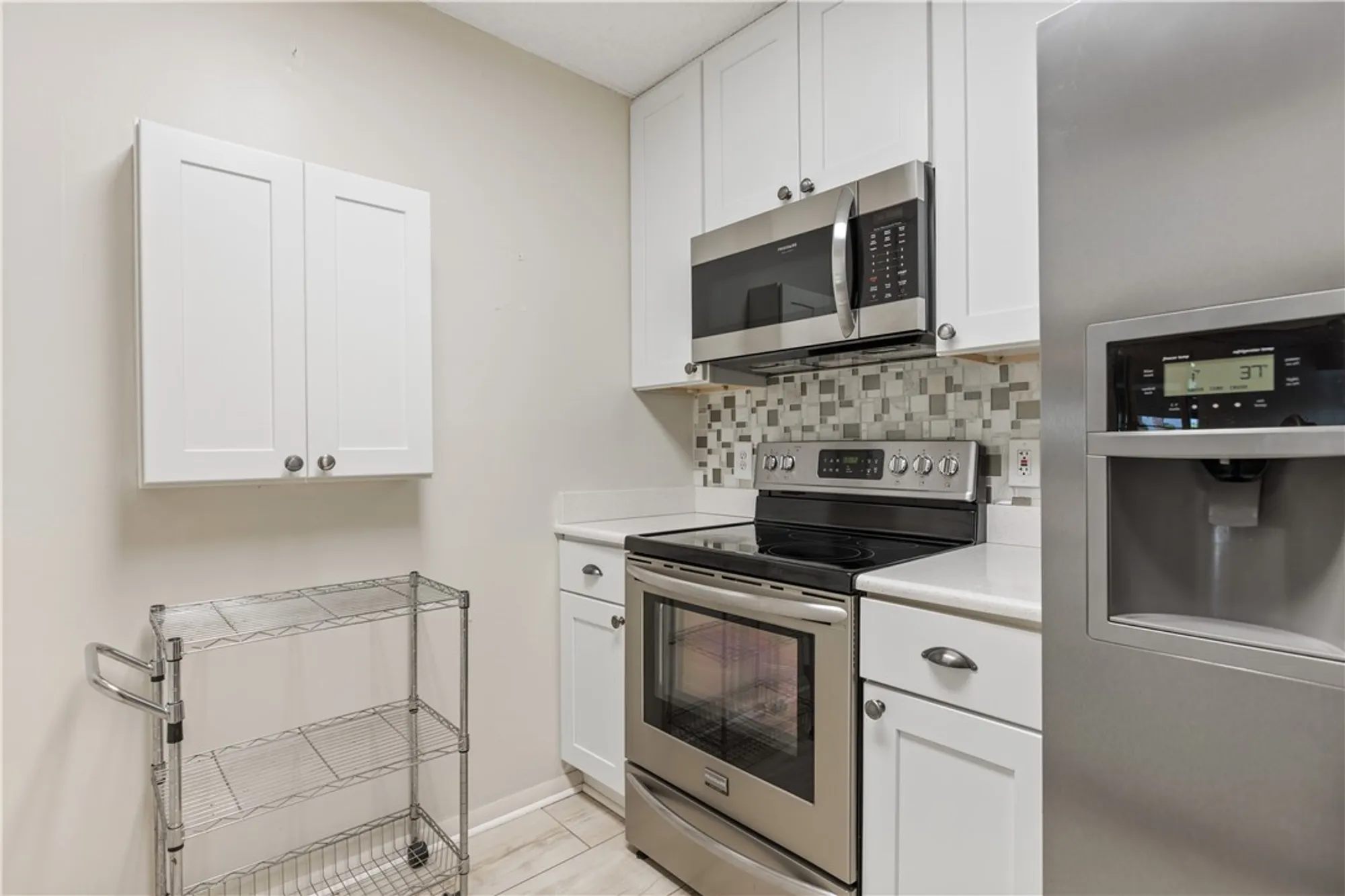 Property Slideshow image 1 of 31 | 21 plantation dr apt 205, Vero Beach, FL, 32966