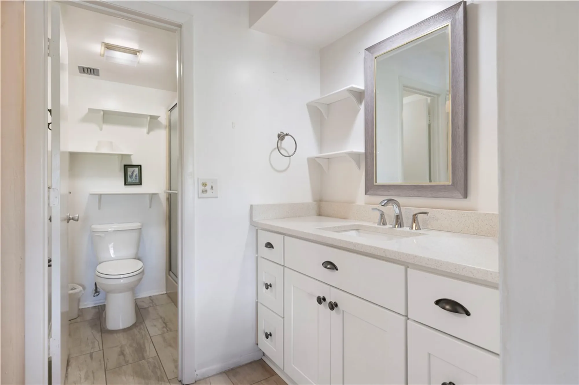 Property Slideshow image 10 of 31 | 21 plantation dr apt 205, Vero Beach, FL, 32966
