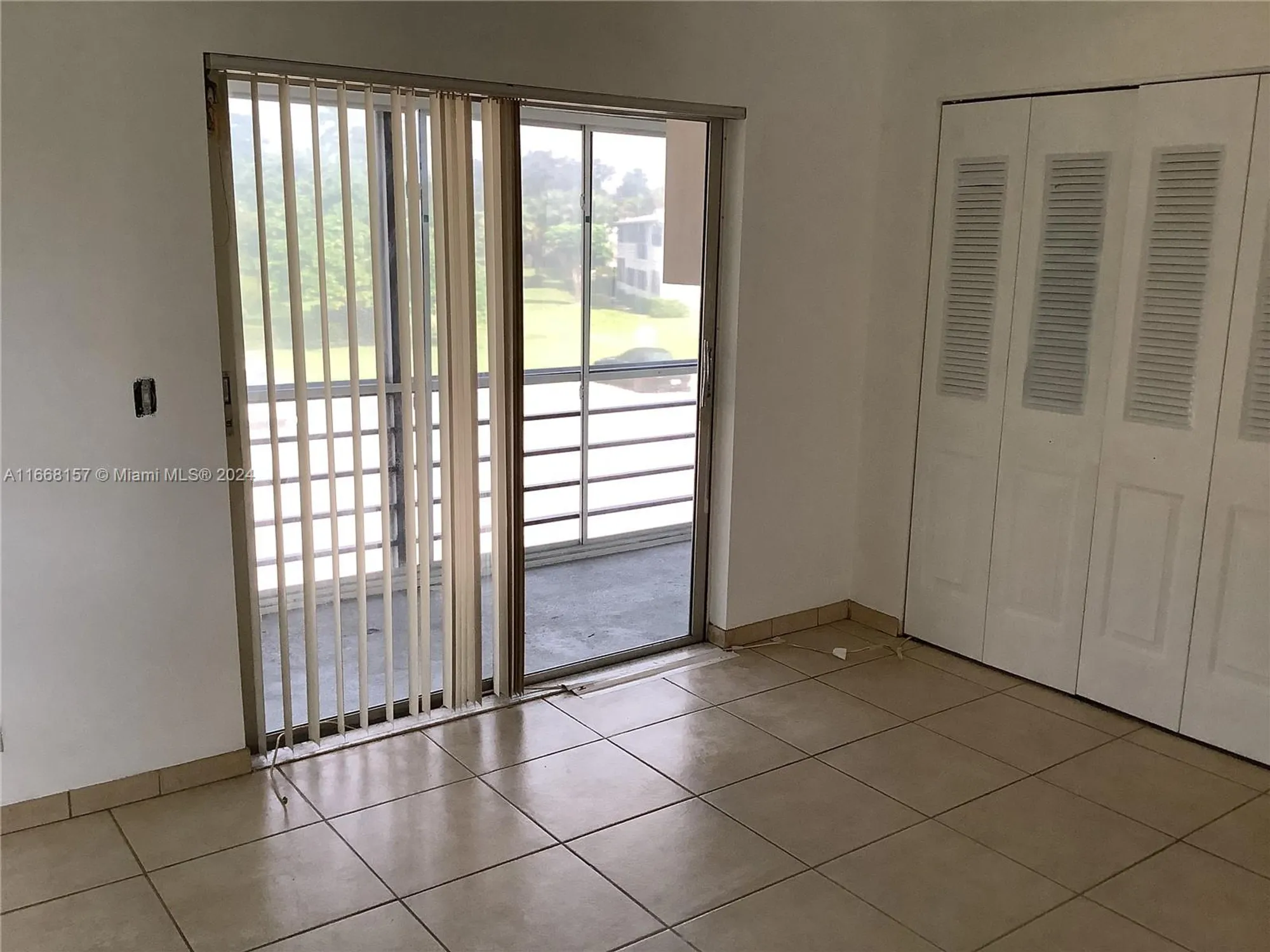 Property Slideshow image 19 of 27 | 60 windsor c # 60, West Palm Beach, FL, 33417