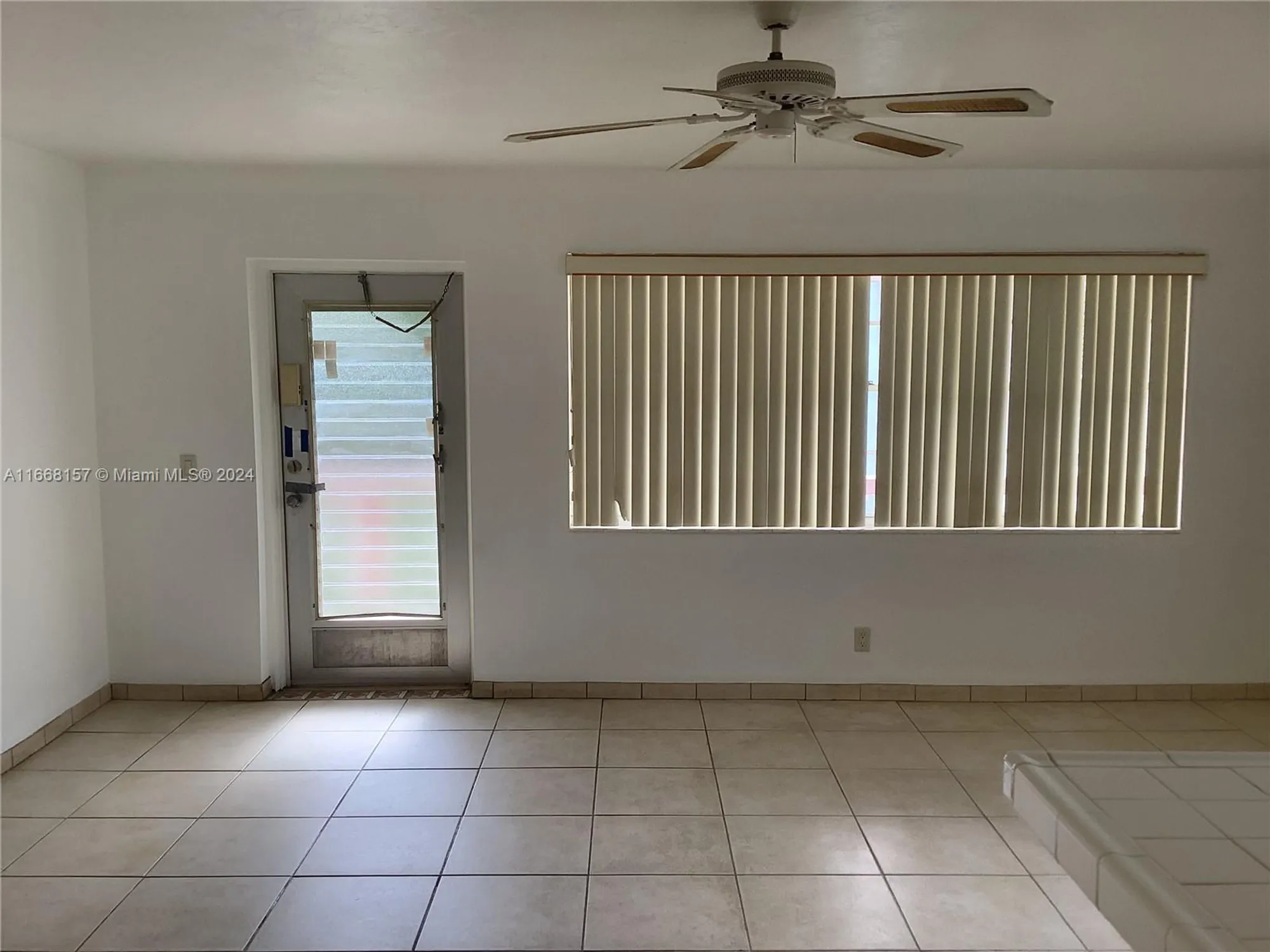 Property Slideshow image 11 of 27 | 60 windsor c # 60, West Palm Beach, FL, 33417