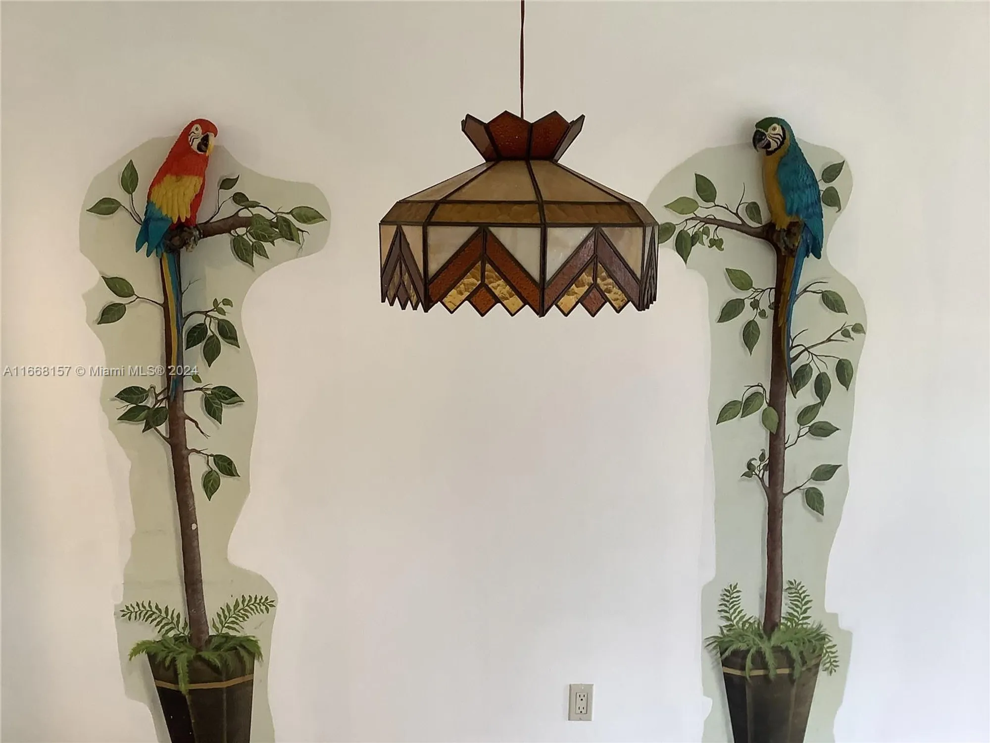 Property Slideshow image 8 of 27 | 60 windsor c # 60, West Palm Beach, FL, 33417