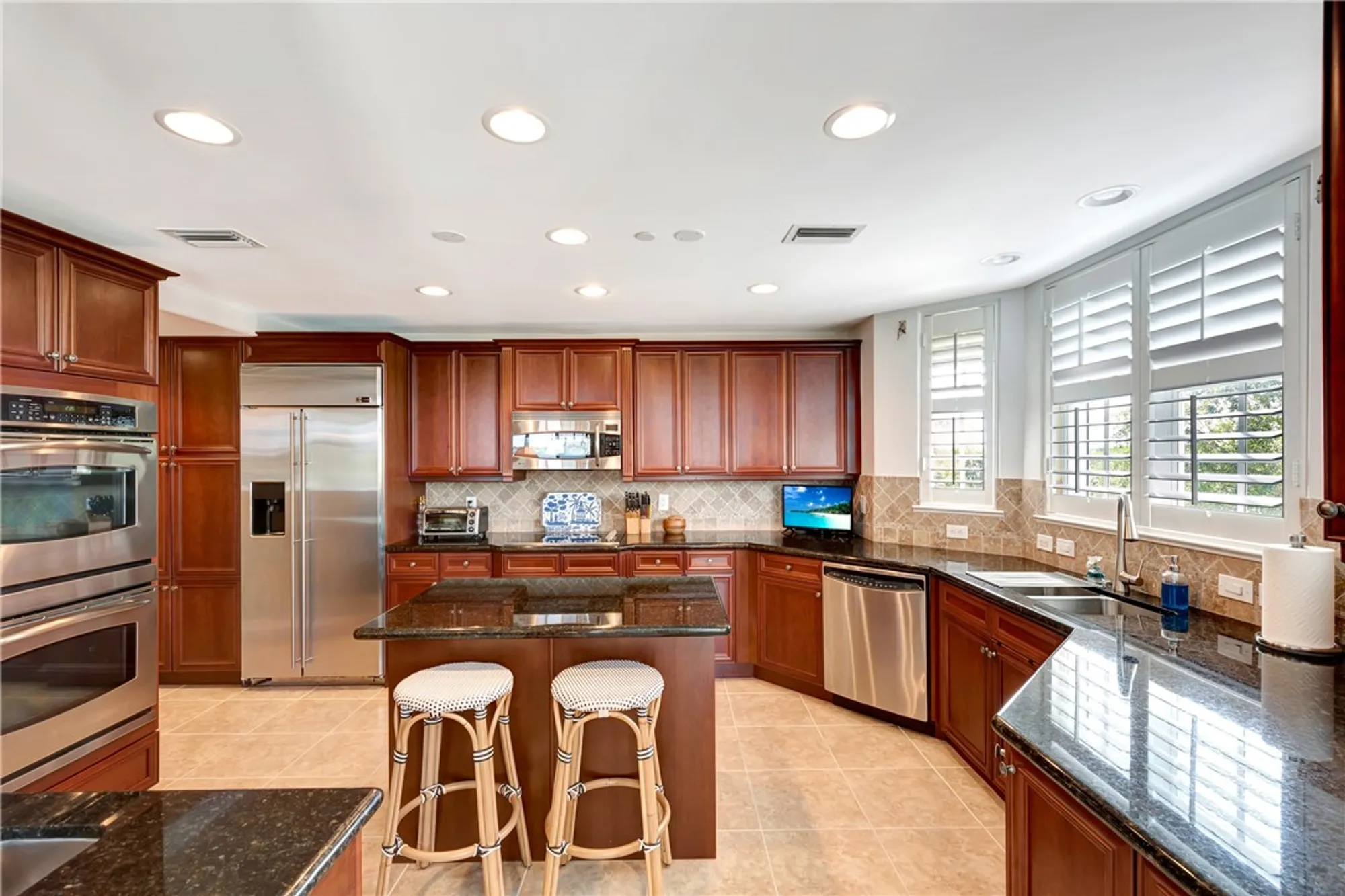 Property Slideshow image 16 of 36 | 4878 s harbor dr 301, Vero Beach, FL, 32967