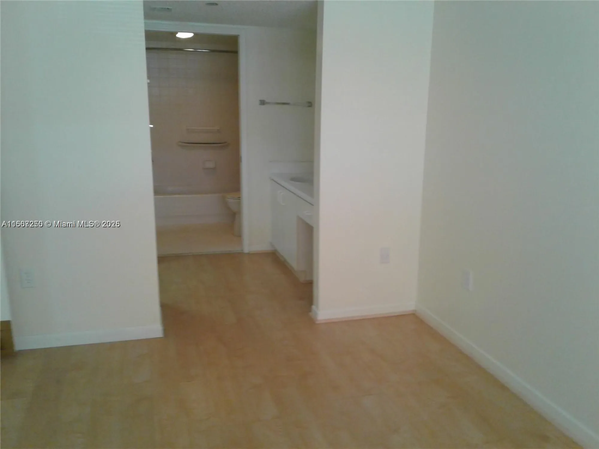 Property Slideshow image 15 of 30 | 701 sw 142nd ave 104s, Pembroke Pines, FL, 33027