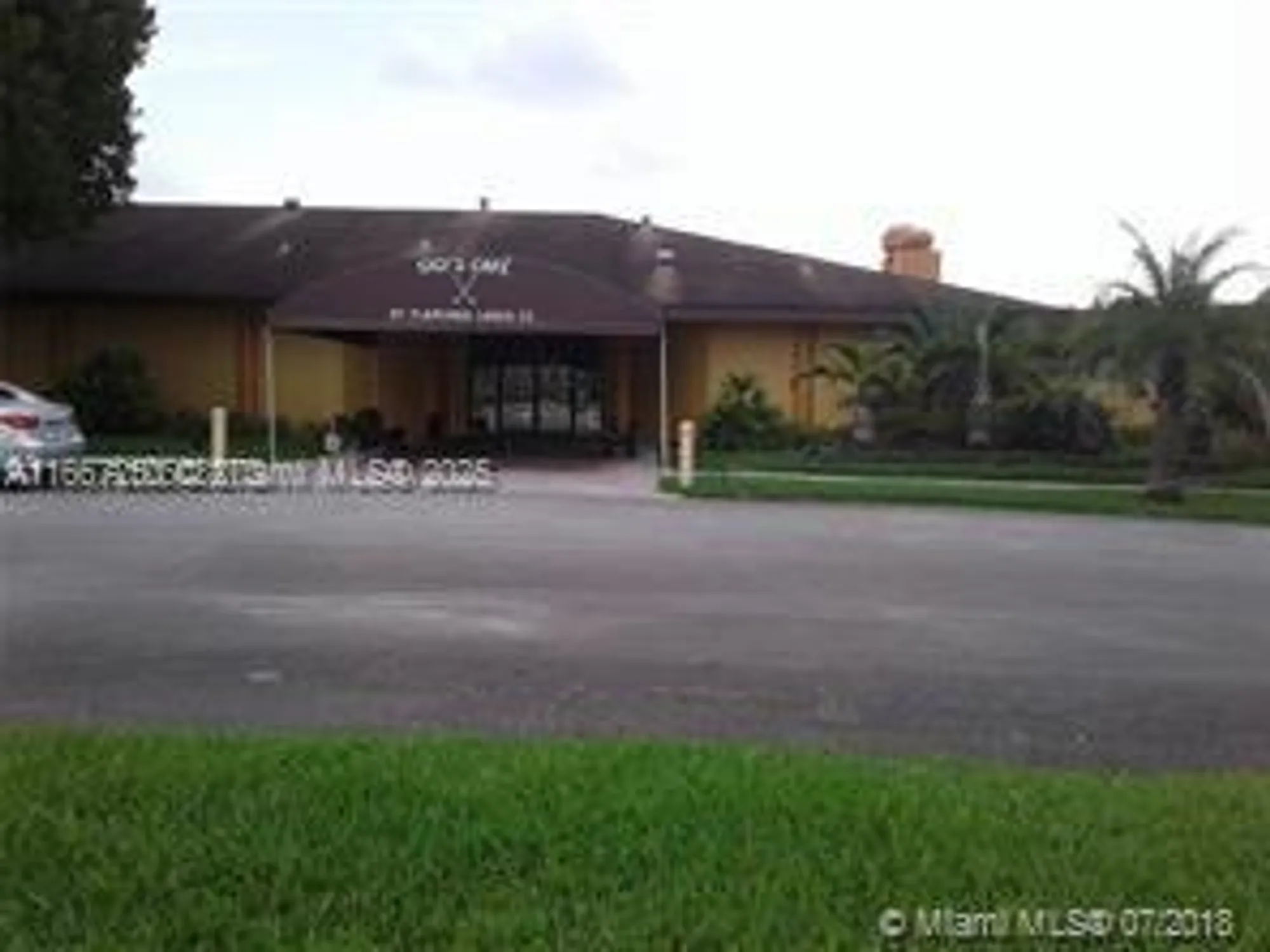 Property Slideshow image 29 of 30 | 701 sw 142nd ave 104s, Pembroke Pines, FL, 33027