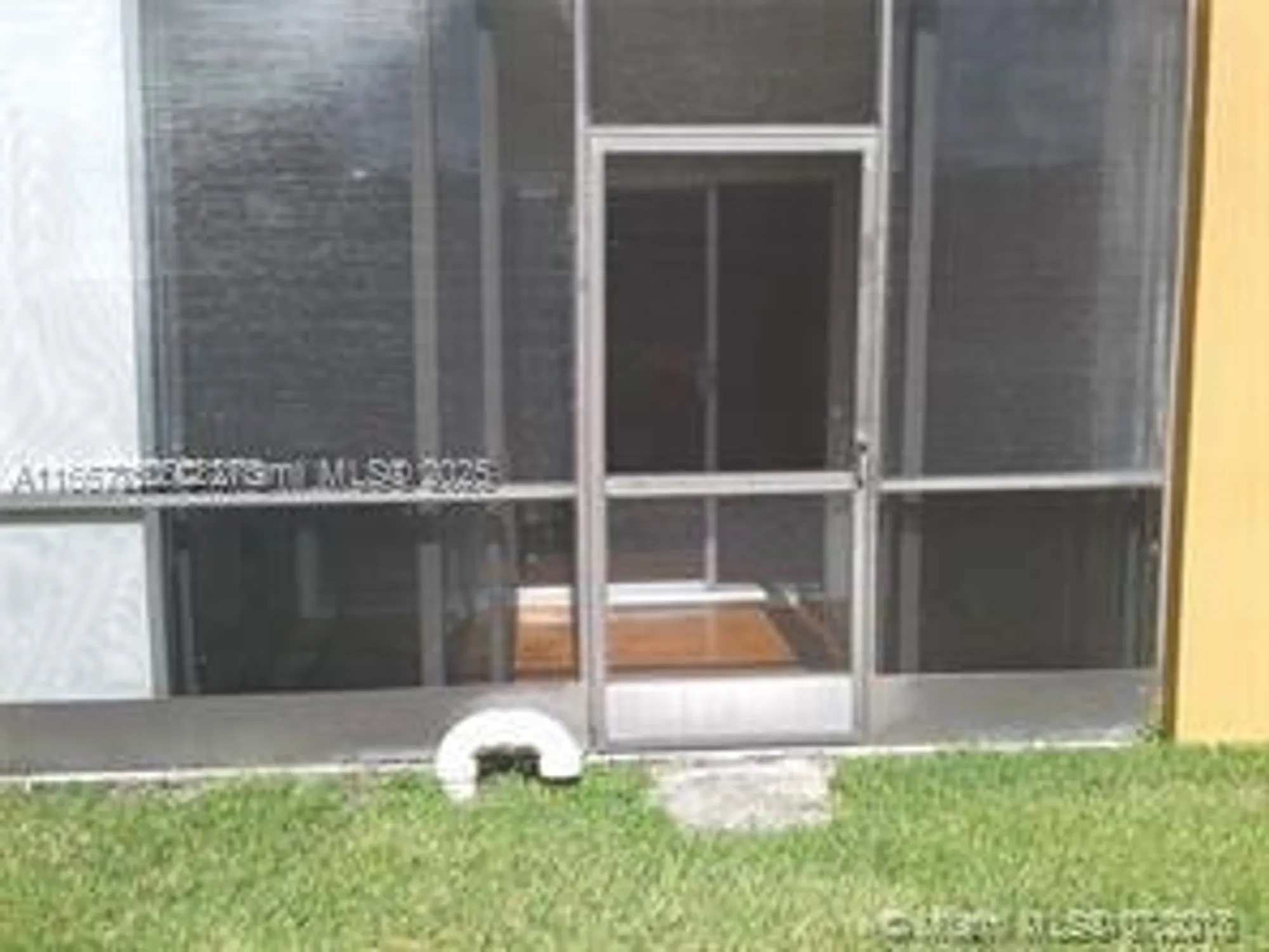 Property Slideshow image 21 of 30 | 701 sw 142nd ave 104s, Pembroke Pines, FL, 33027