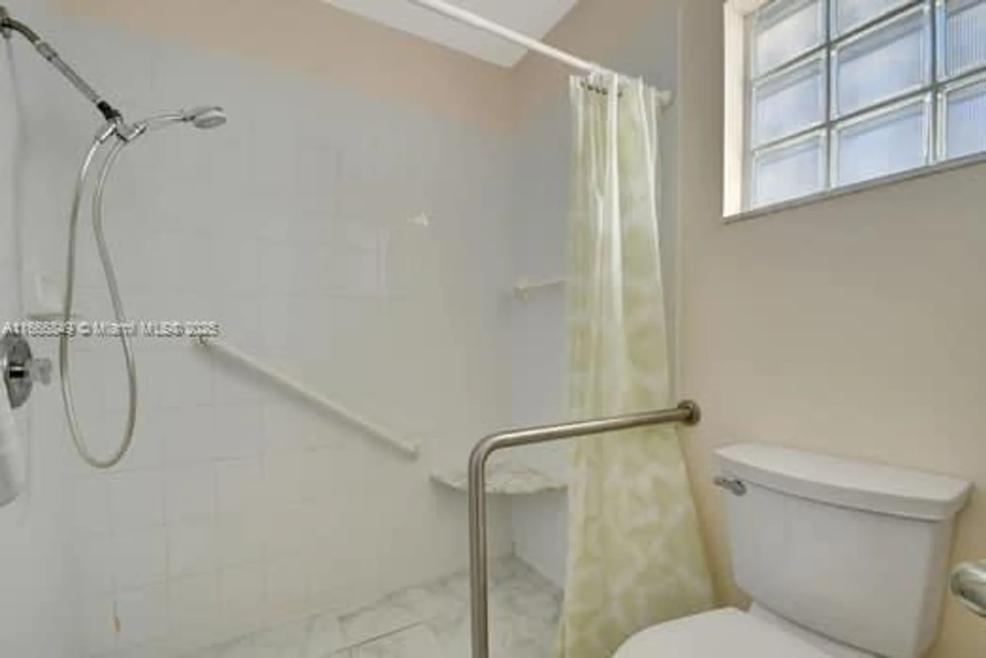 Property Slideshow image 14 of 27 | 5127 robino cir, West Palm Beach, FL, 33417