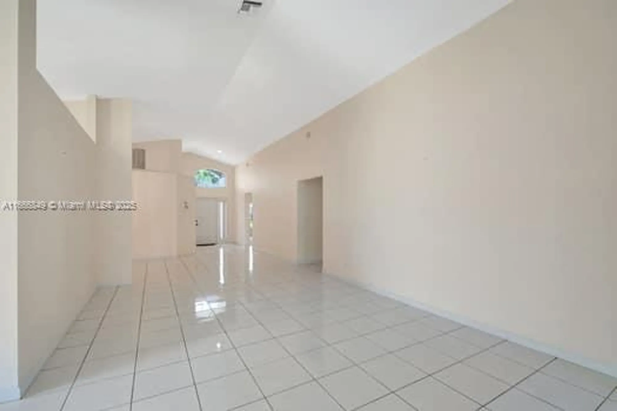 Property Slideshow image 11 of 27 | 5127 robino cir, West Palm Beach, FL, 33417