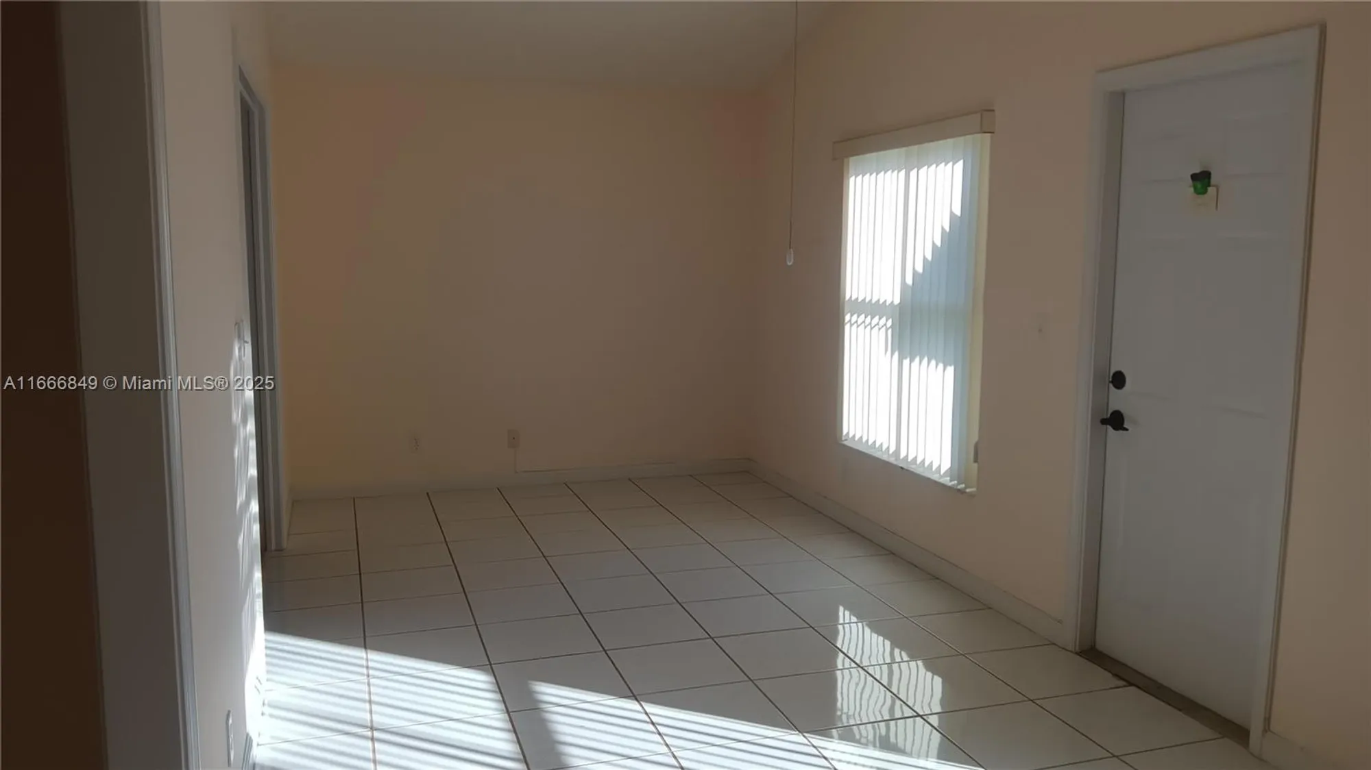 Property Slideshow image 24 of 27 | 5127 robino cir, West Palm Beach, FL, 33417