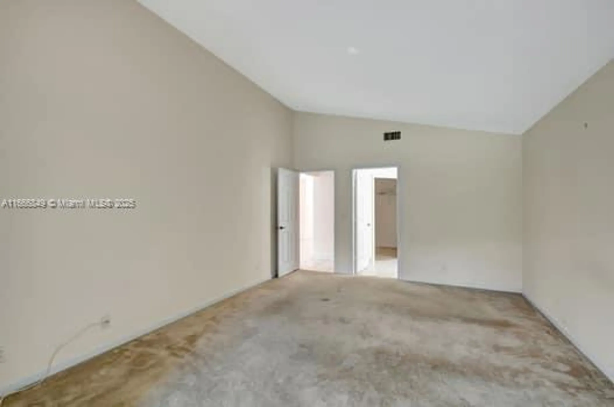 Property Slideshow image 20 of 27 | 5127 robino cir, West Palm Beach, FL, 33417