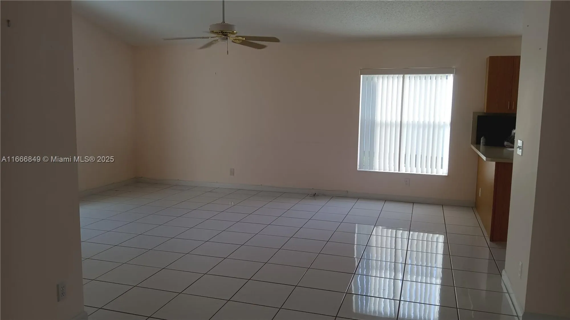 Property Slideshow image 22 of 27 | 5127 robino cir, West Palm Beach, FL, 33417