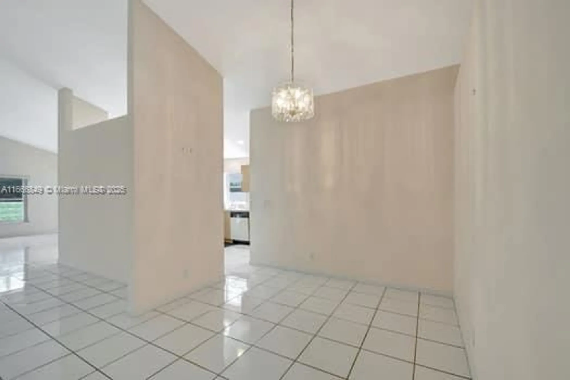 Property Slideshow image 5 of 27 | 5127 robino cir, West Palm Beach, FL, 33417