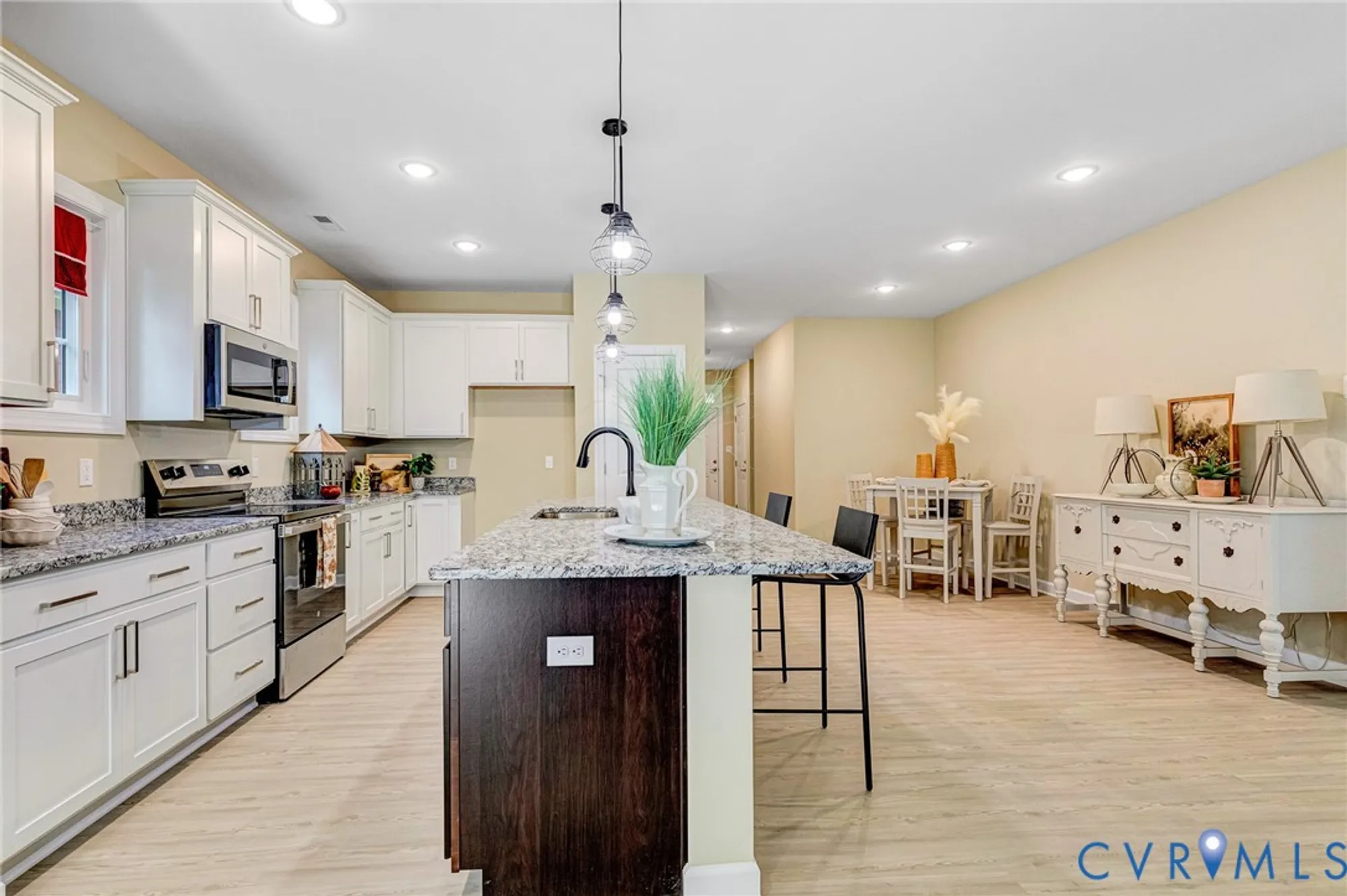 Property Slideshow image 8 of 30 | 3323 rock creek villa dr, Quinton, VA, 23141