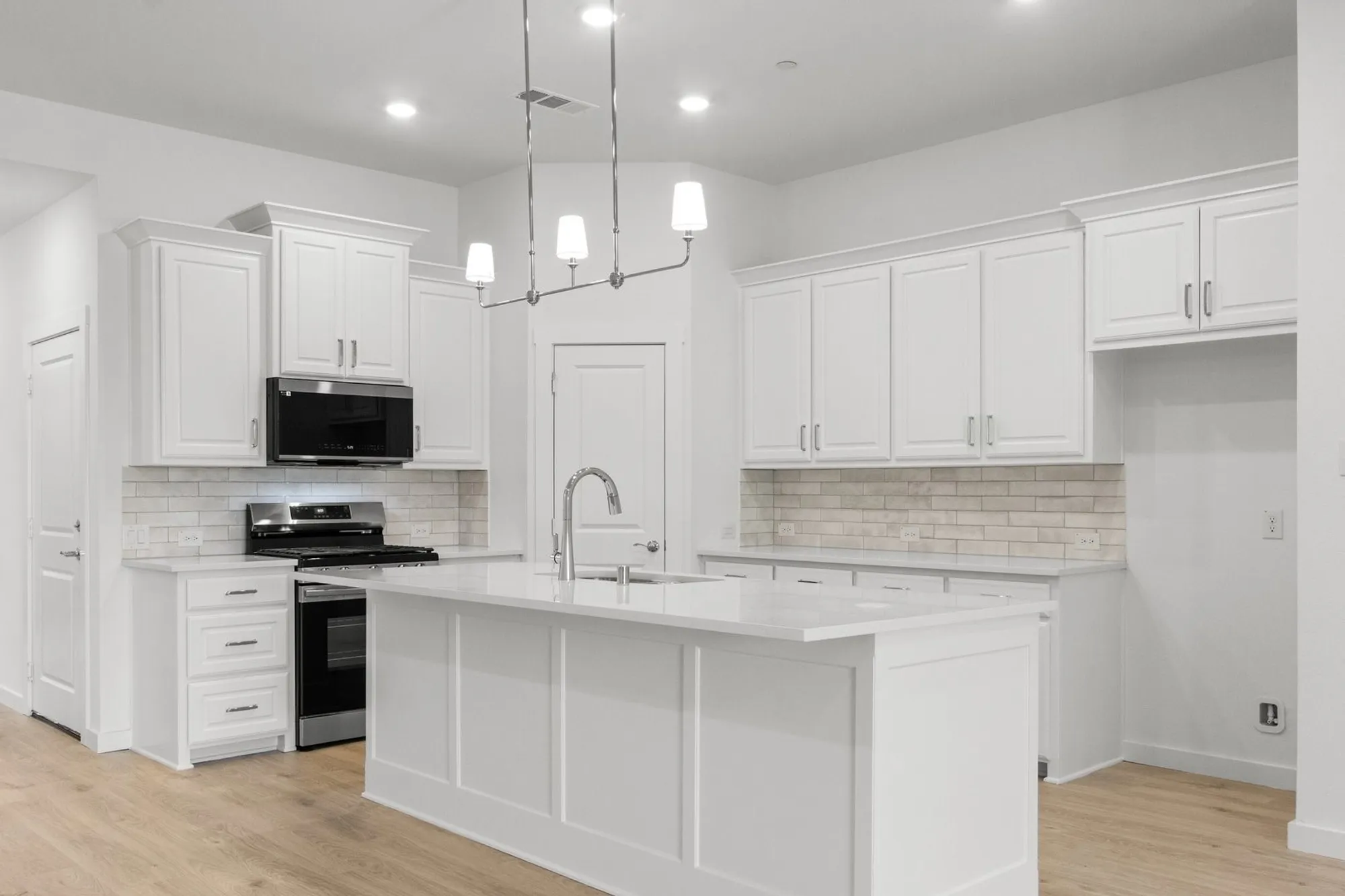 Property Slideshow image 12 of 26 | 2821 concord dr, Wylie, TX, 75098