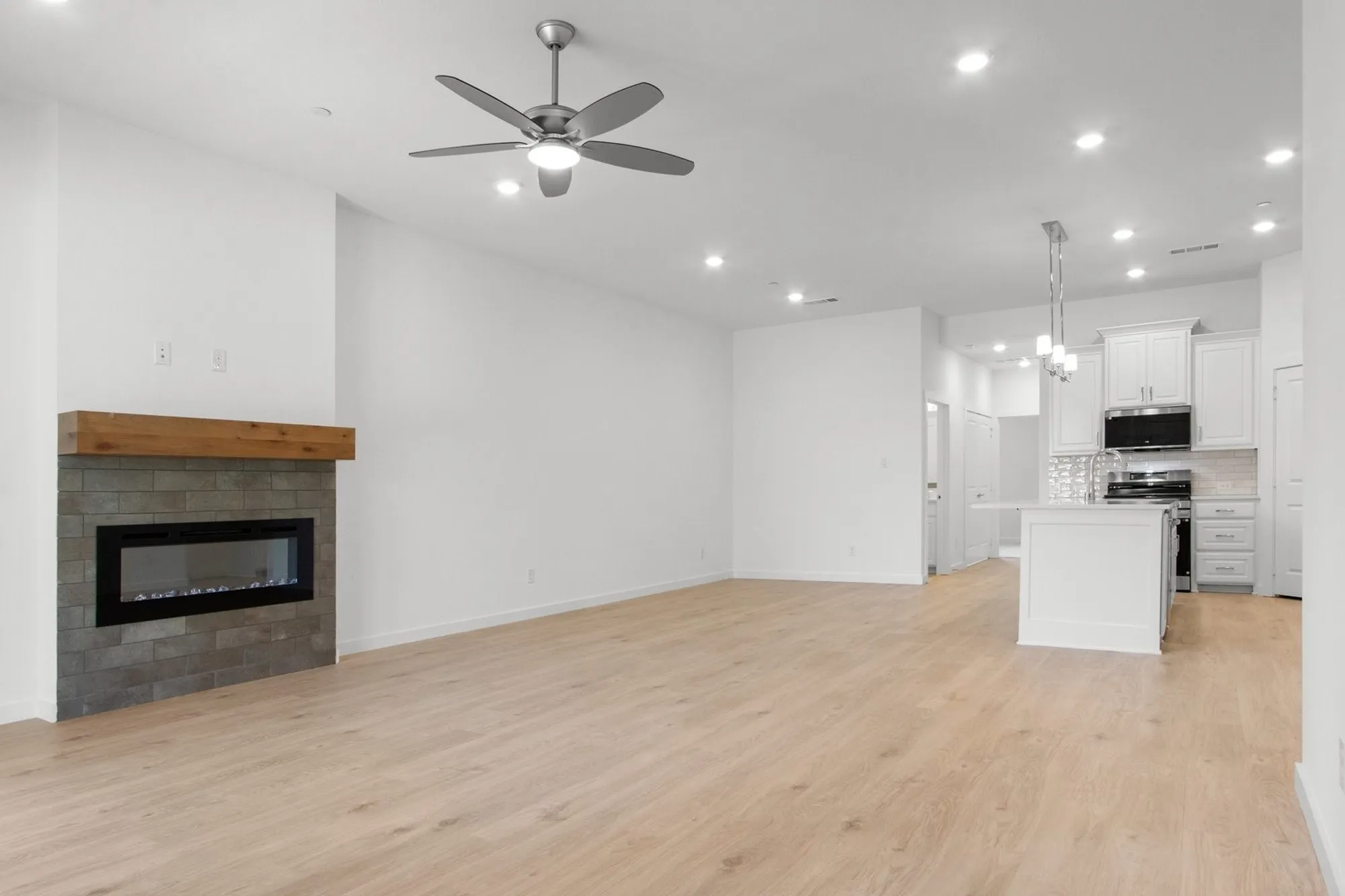 Property Slideshow image 9 of 26 | 2821 concord dr, Wylie, TX, 75098