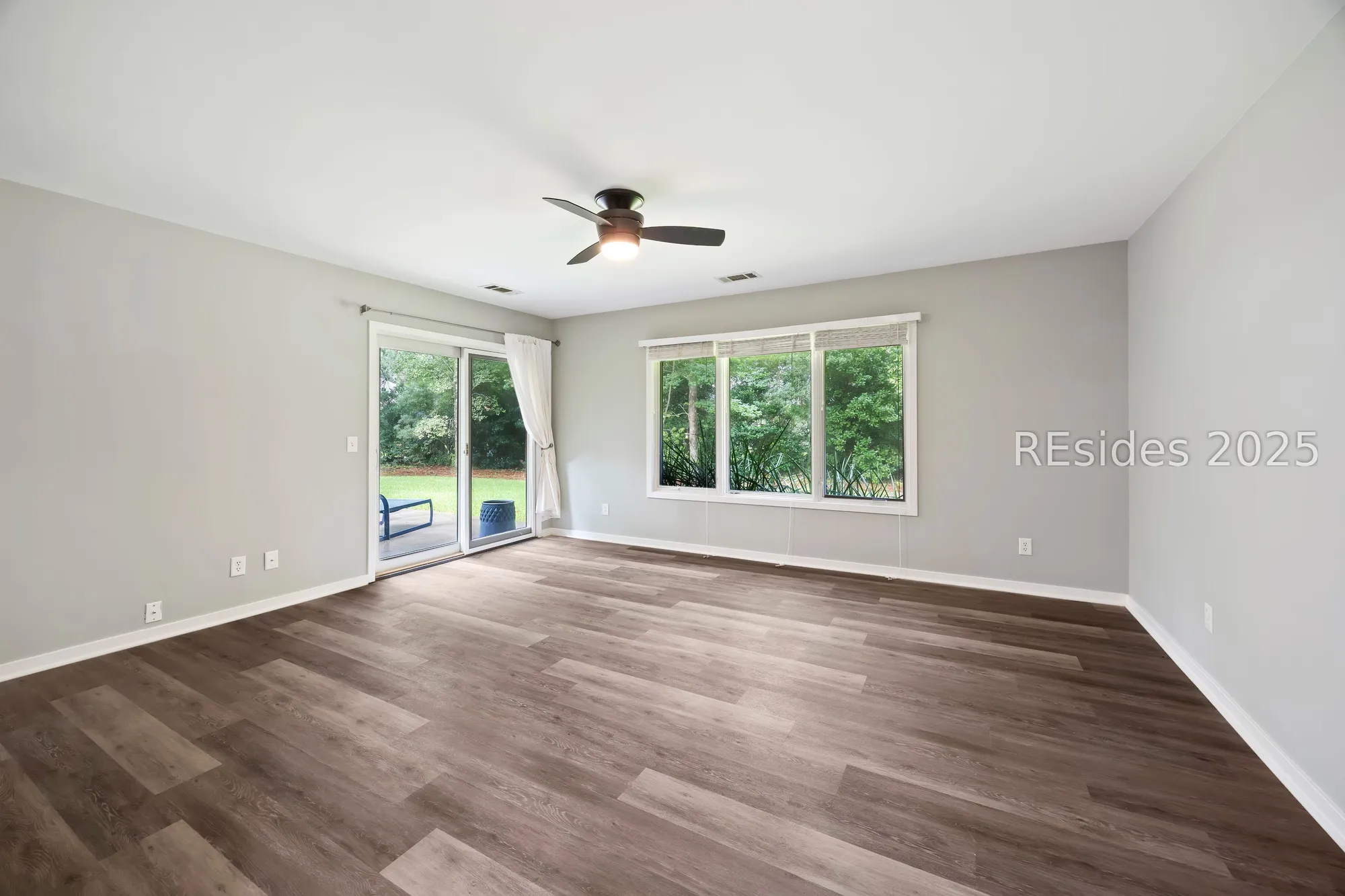 Property Slideshow image 13 of 48 | 10 teal ln, Hilton Head Island, SC, 29926