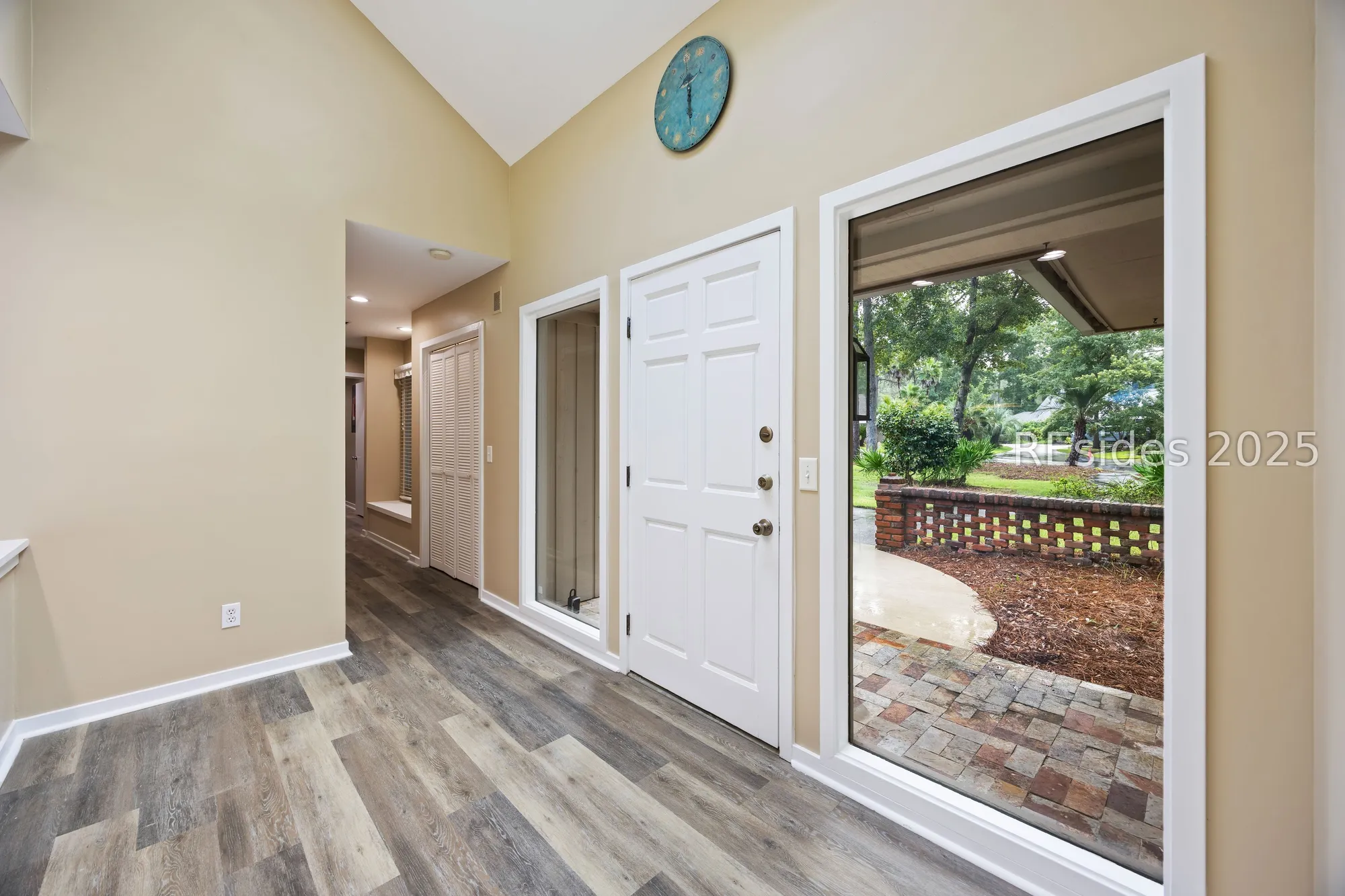 Property Slideshow image 10 of 48 | 10 teal ln, Hilton Head Island, SC, 29926
