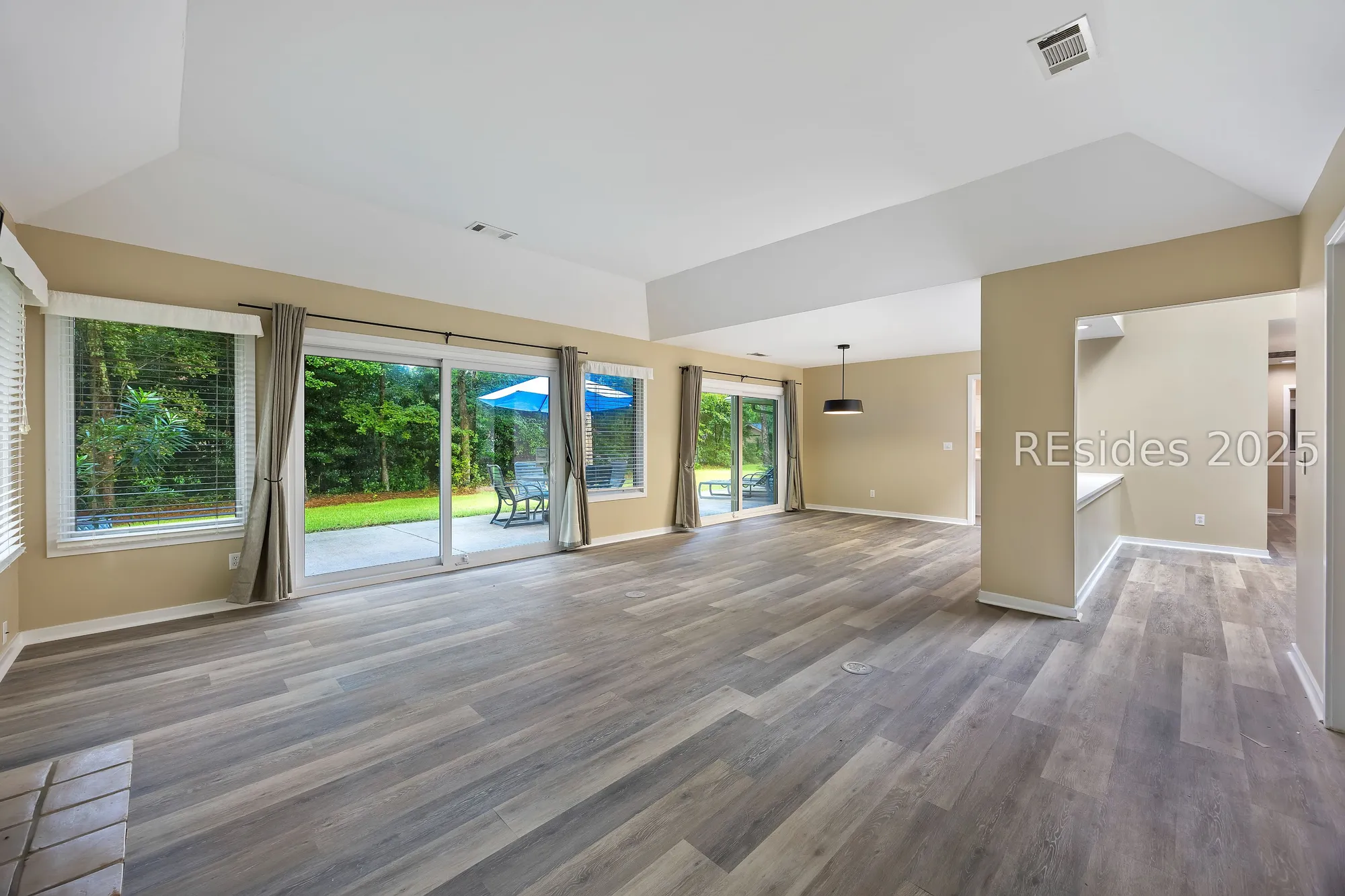 Property Slideshow image 25 of 48 | 10 teal ln, Hilton Head Island, SC, 29926