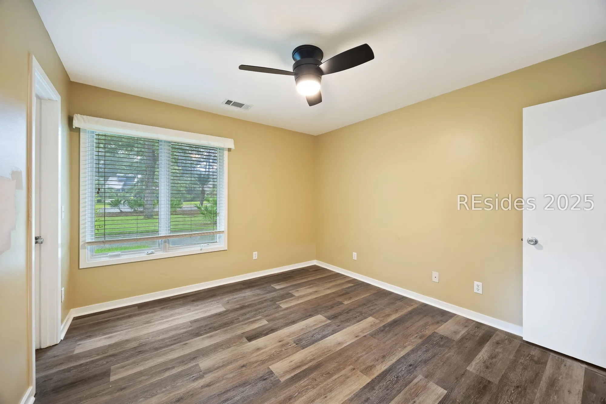 Property Slideshow image 20 of 48 | 10 teal ln, Hilton Head Island, SC, 29926